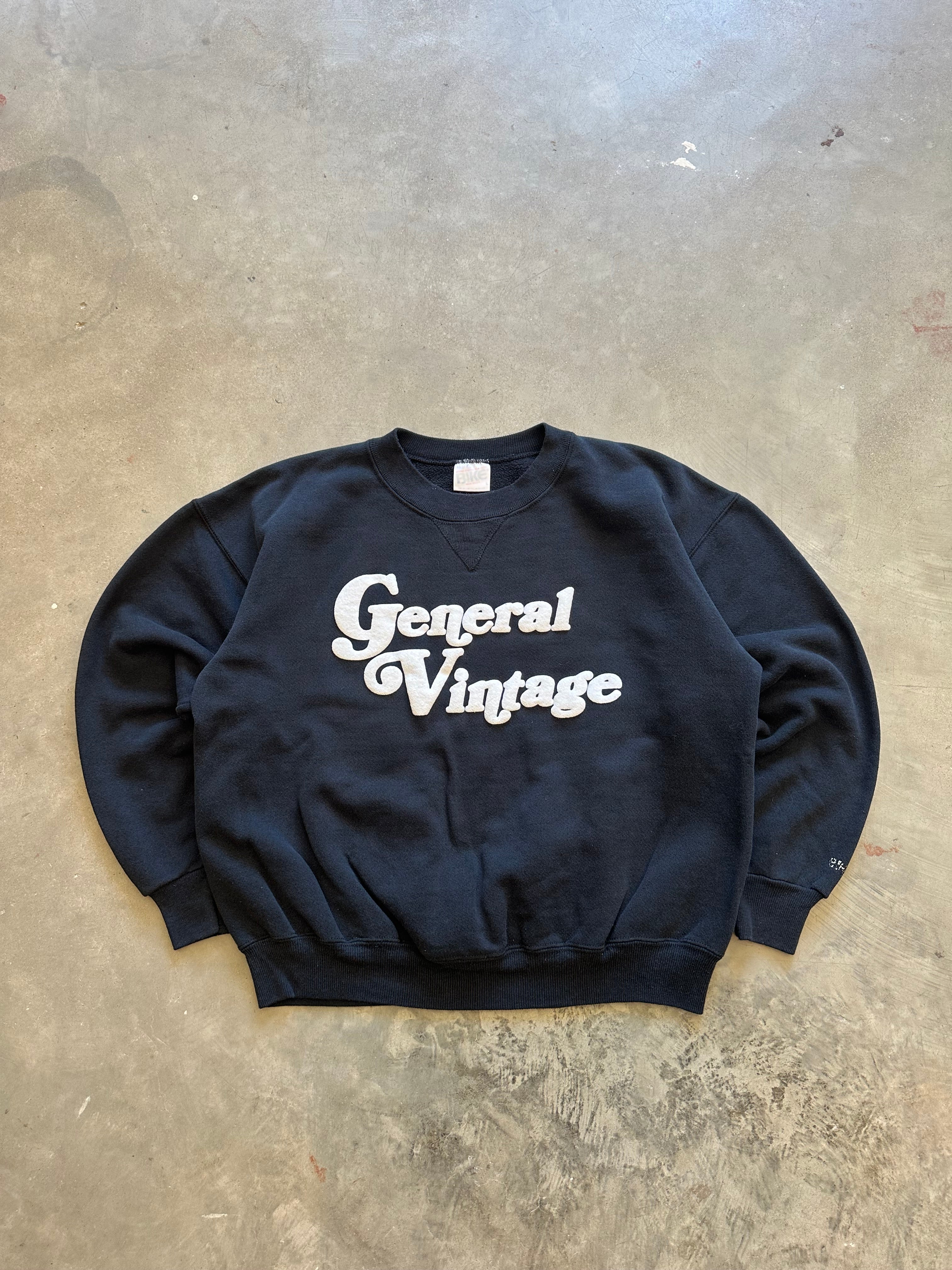 General Vintage Puff Print Crewneck (L)