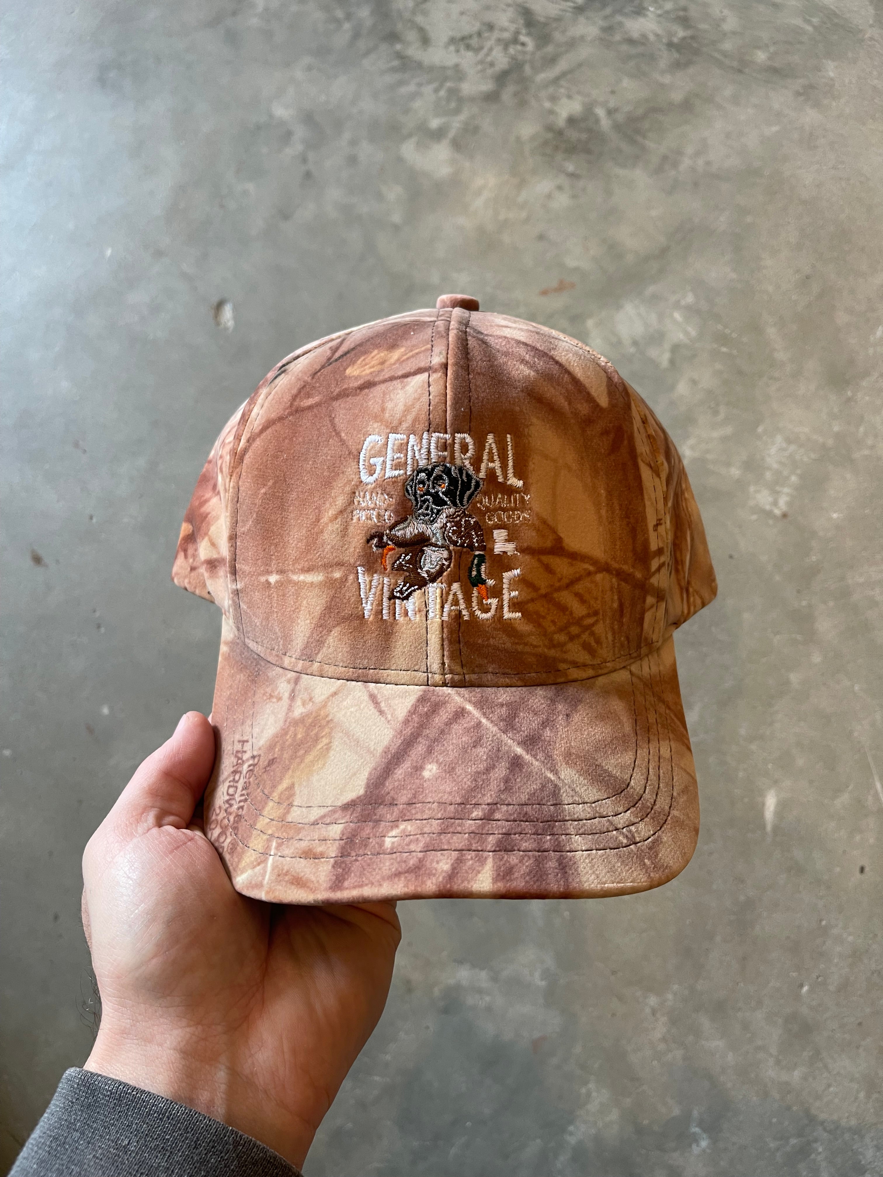 General Vintage Duck Dog Logo Camo Hat