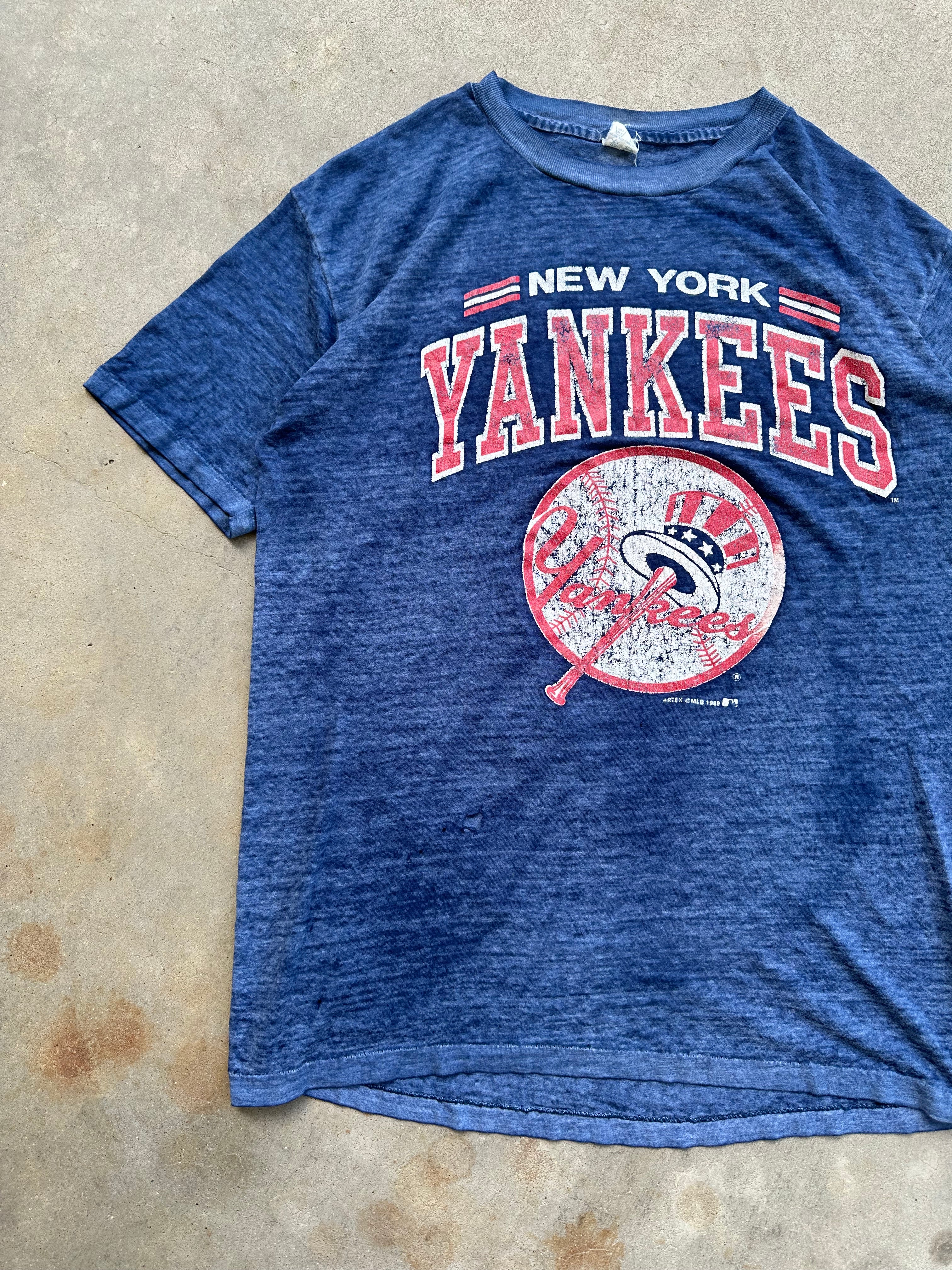 1989 Faded/Worn New York Yankees T-Shirt (M)