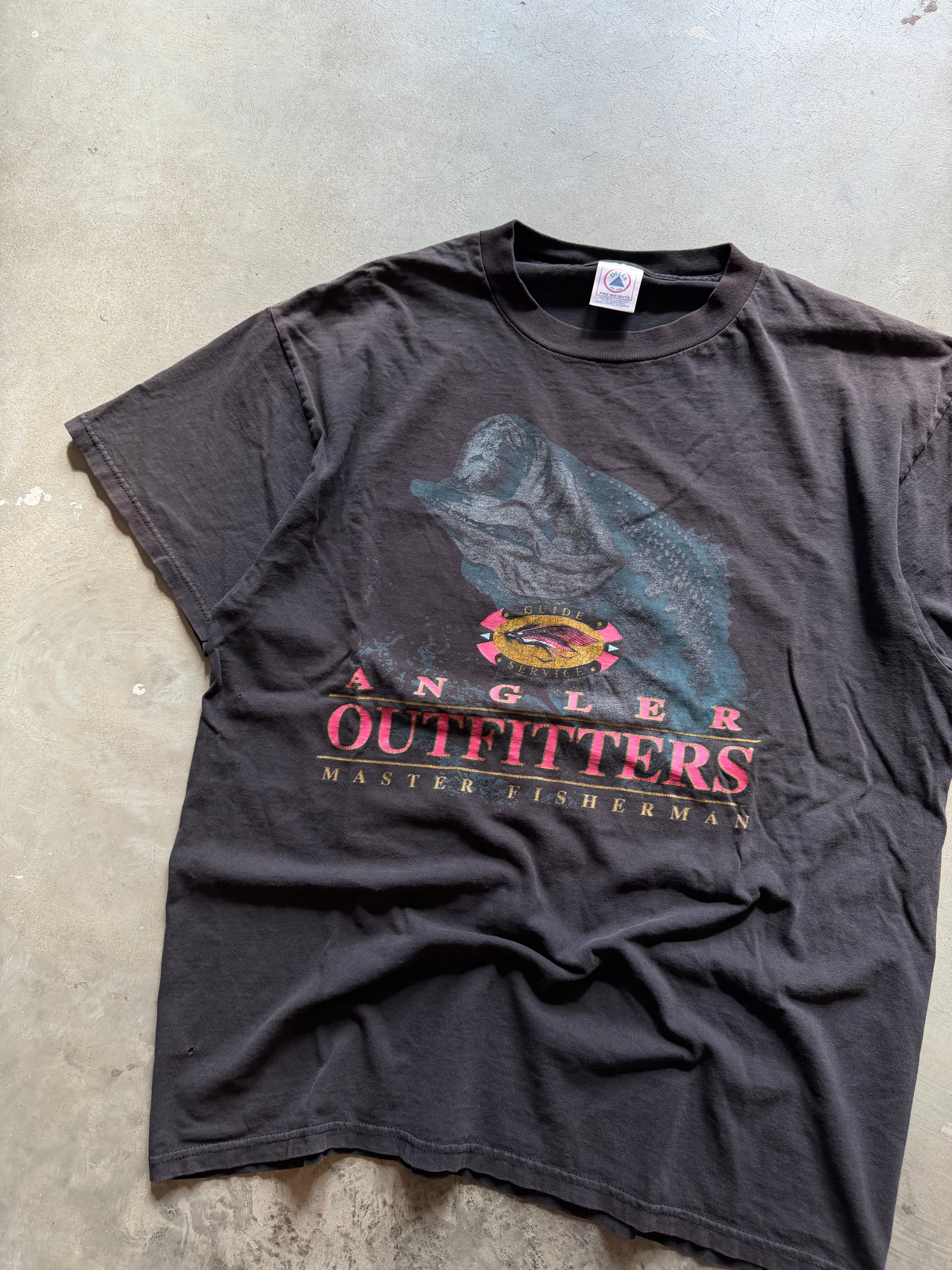 Vintage Angler Outfitters Master Fisherman T-Shirt (L)