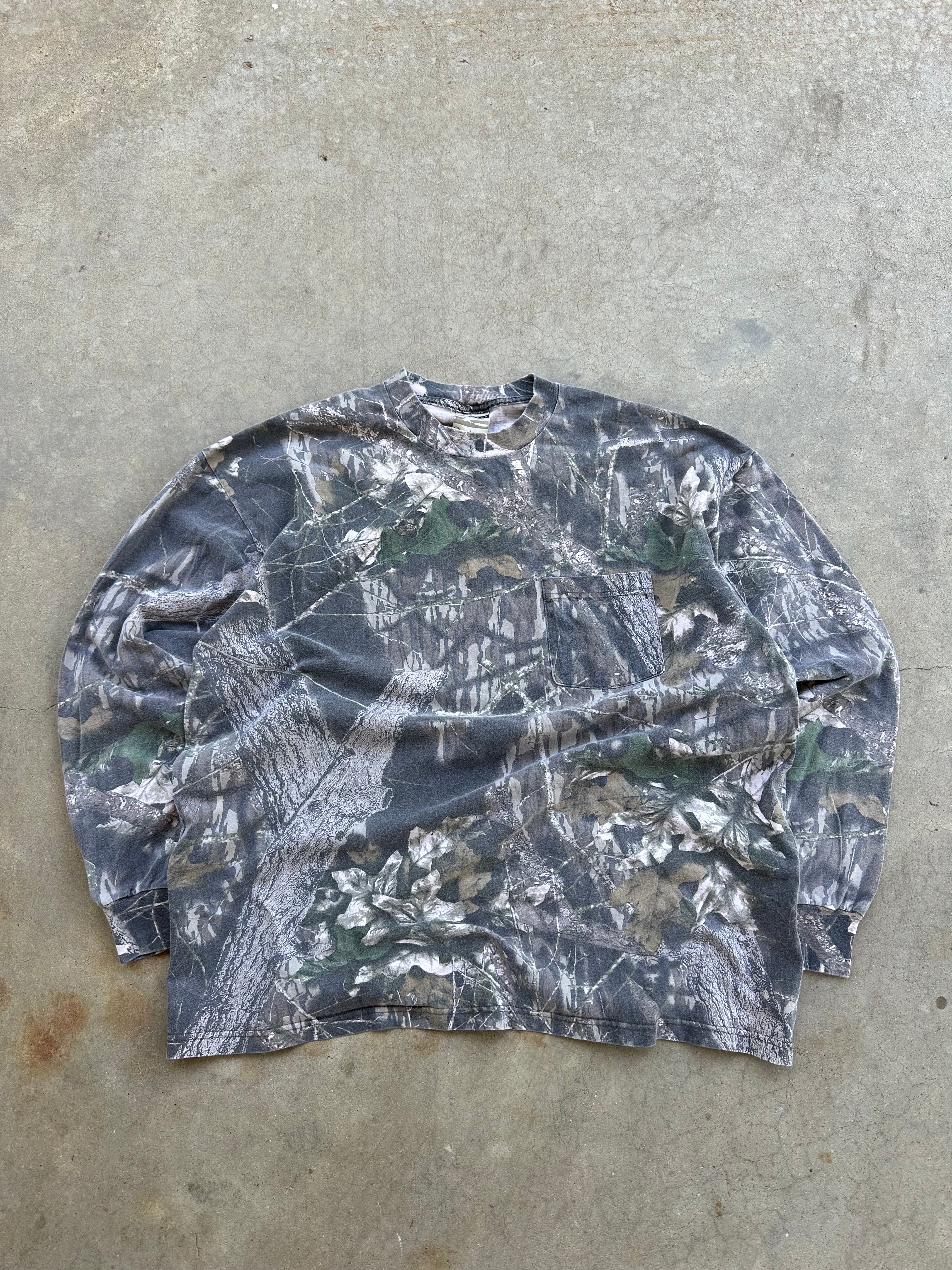 1990s Faded Jerzees Camo Longsleeve (XL)