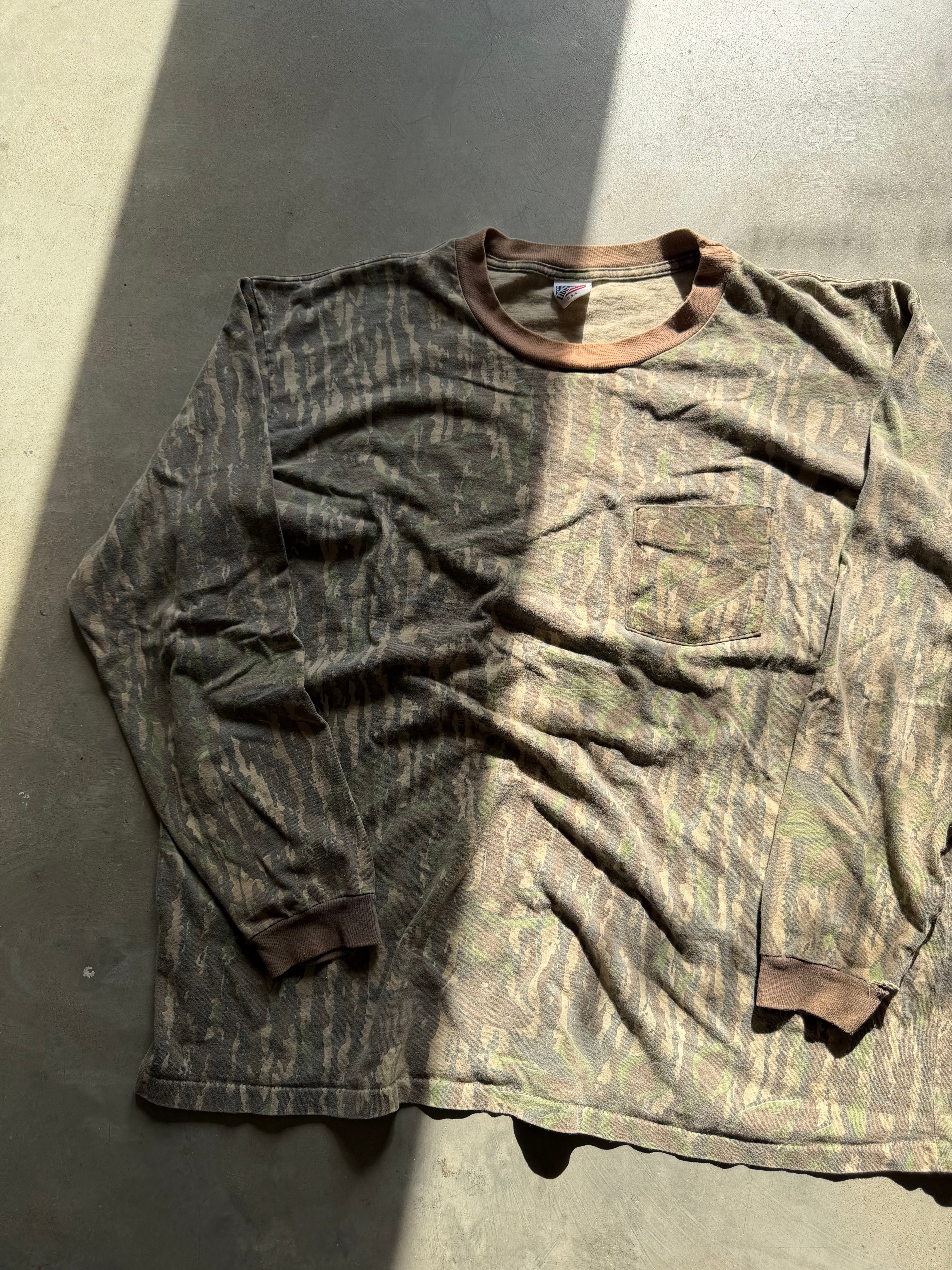 Vintage Relatree Camo Long Sleeve Shirt (2XL)