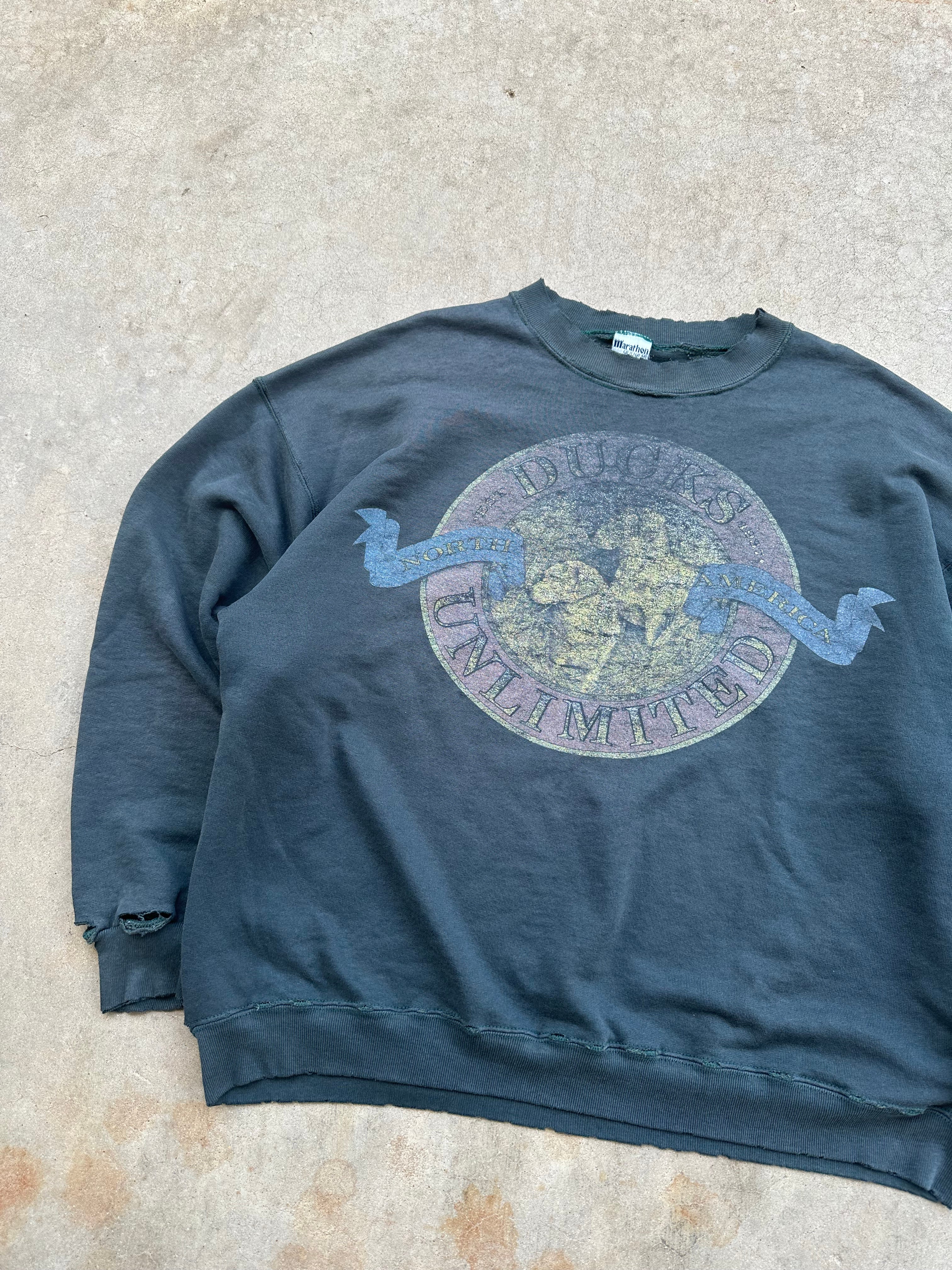 Vintage Distressed And Faded Ducks Unlimited Crewneck (L)