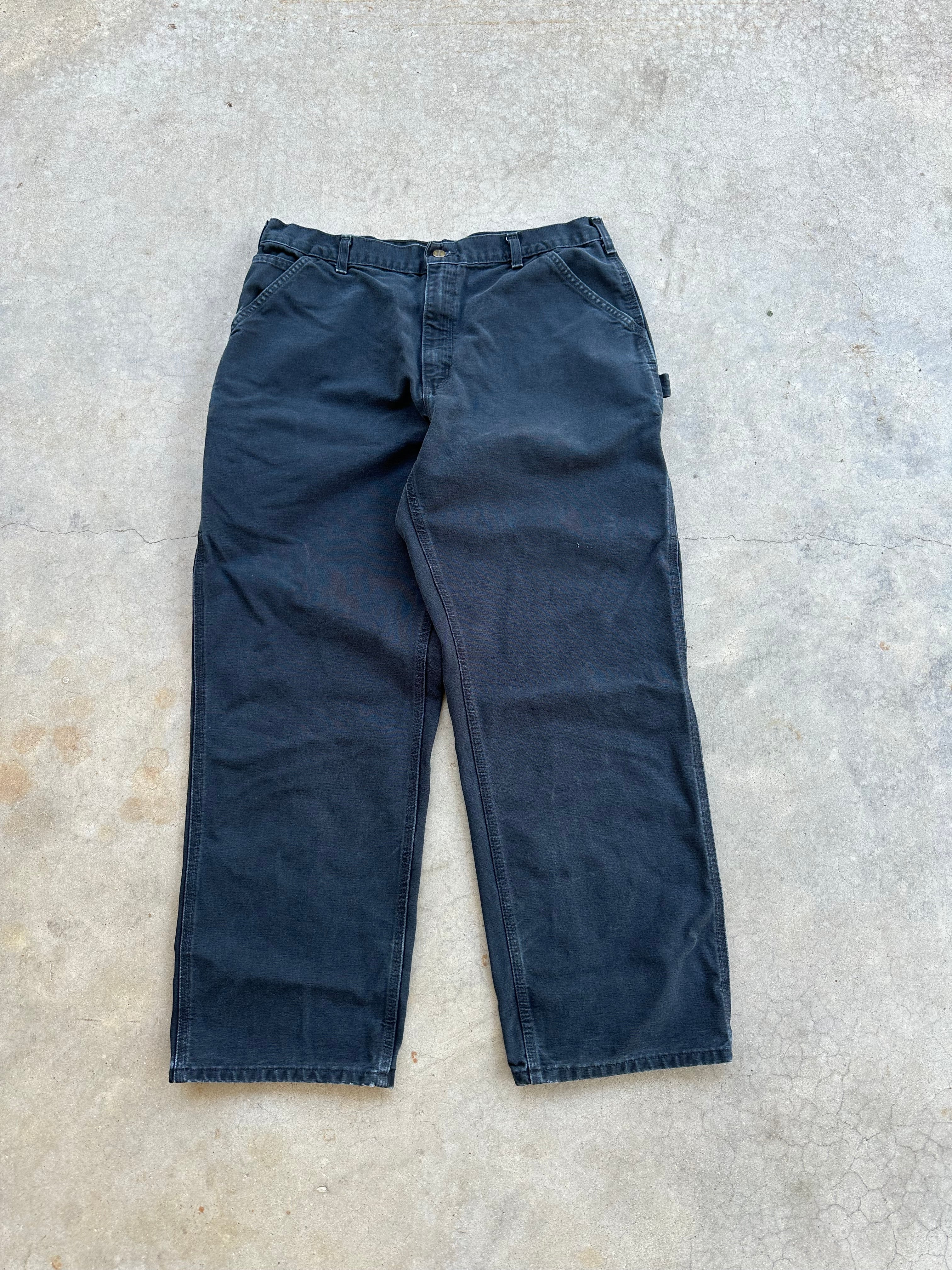 Vintage Black Carhartt Caprenter Pants (36x30)