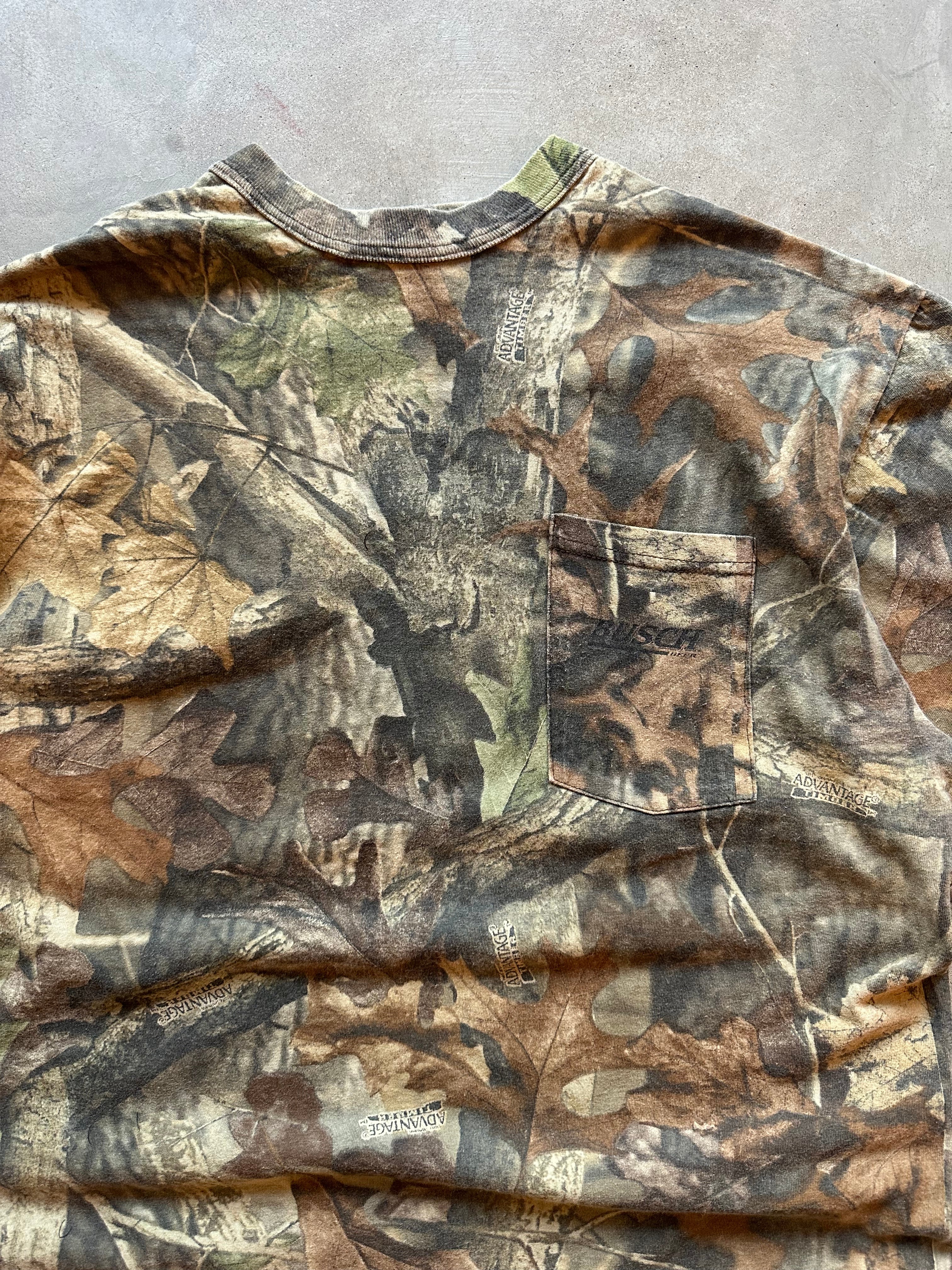 Vintage Realtree Camo Busch Beer Pocket T-Shirt (XL)