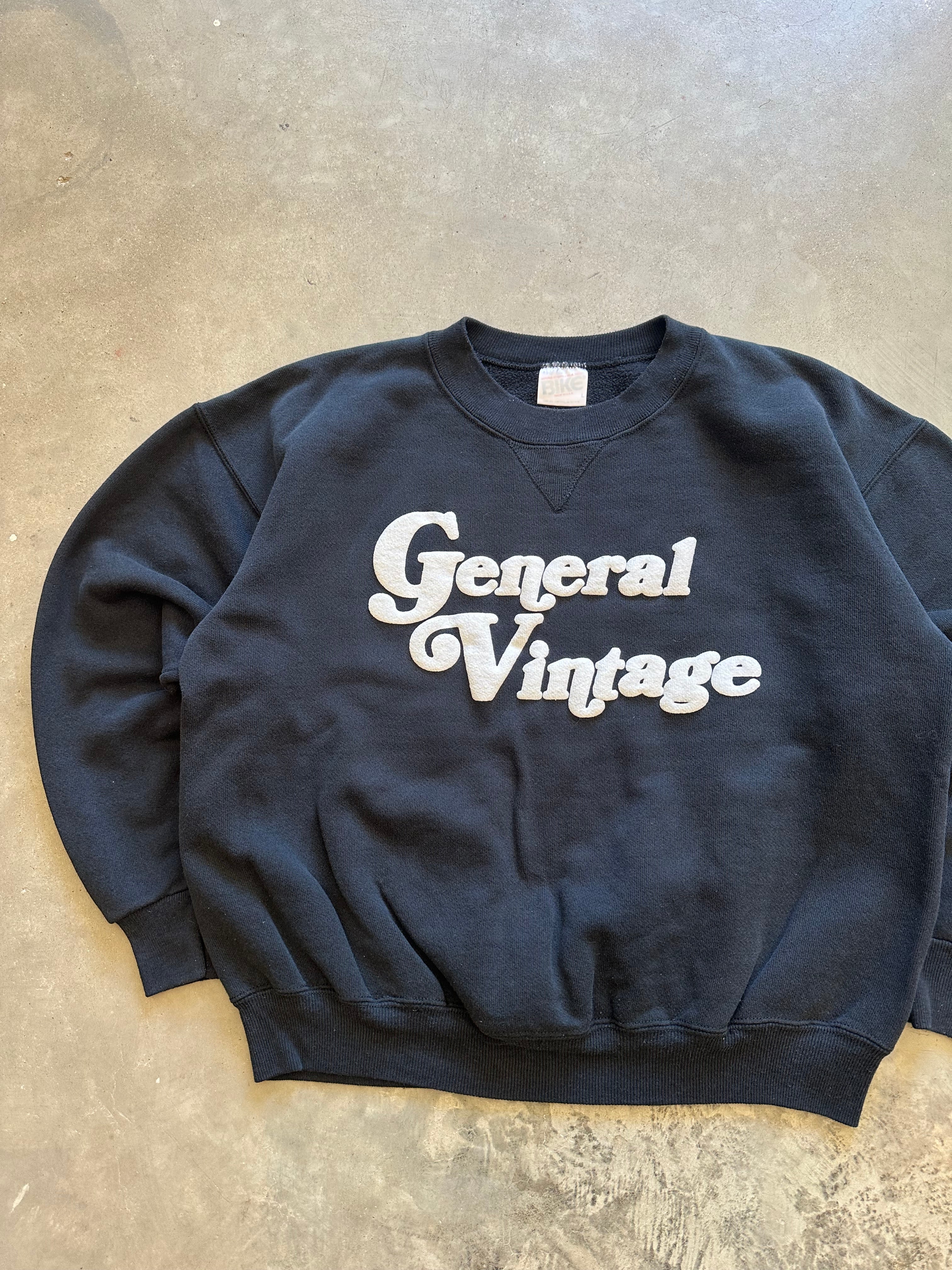General Vintage Puff Print Crewneck (L)