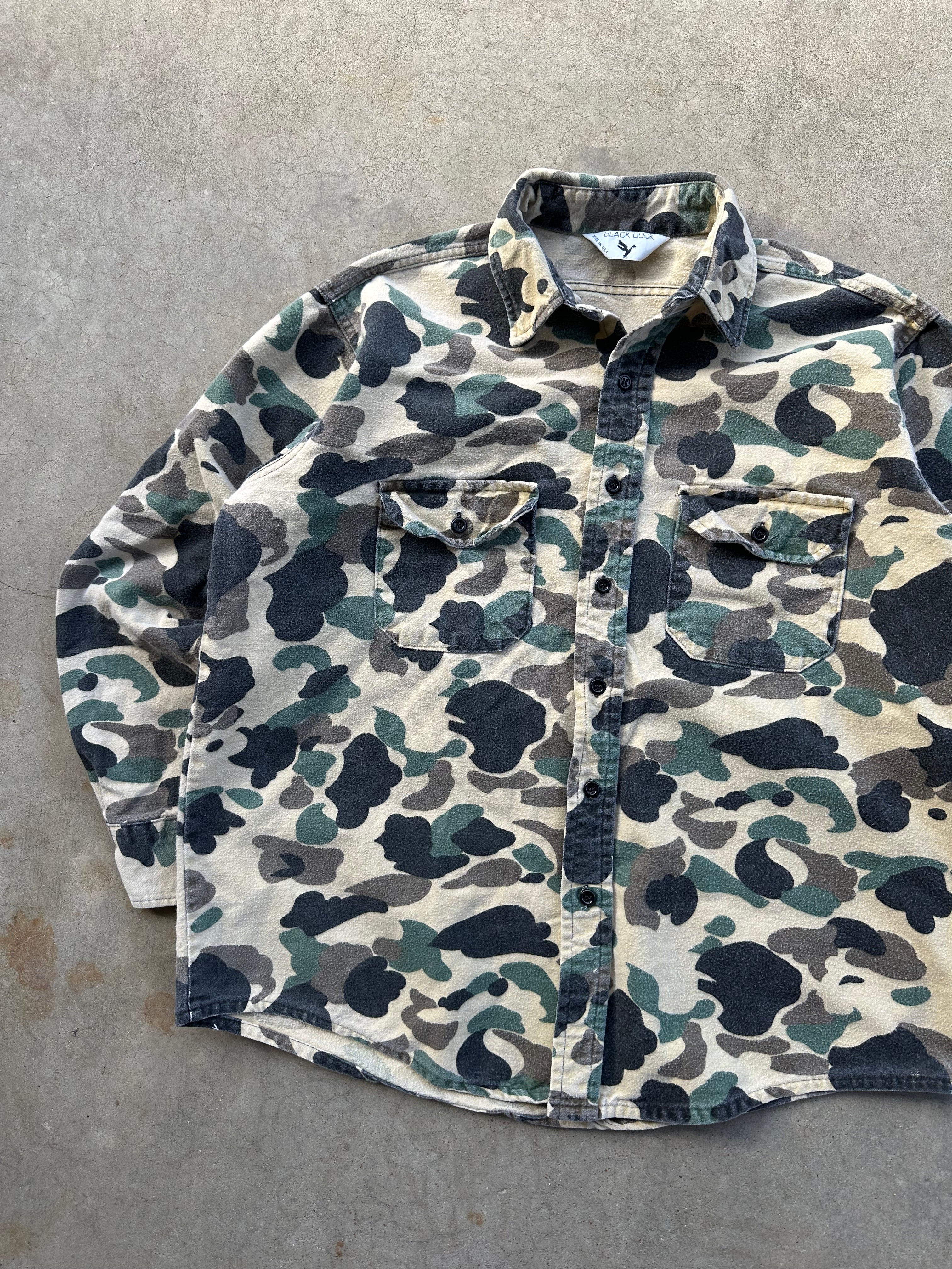 1990s Black Duck Camo Chamois Button Up (L)