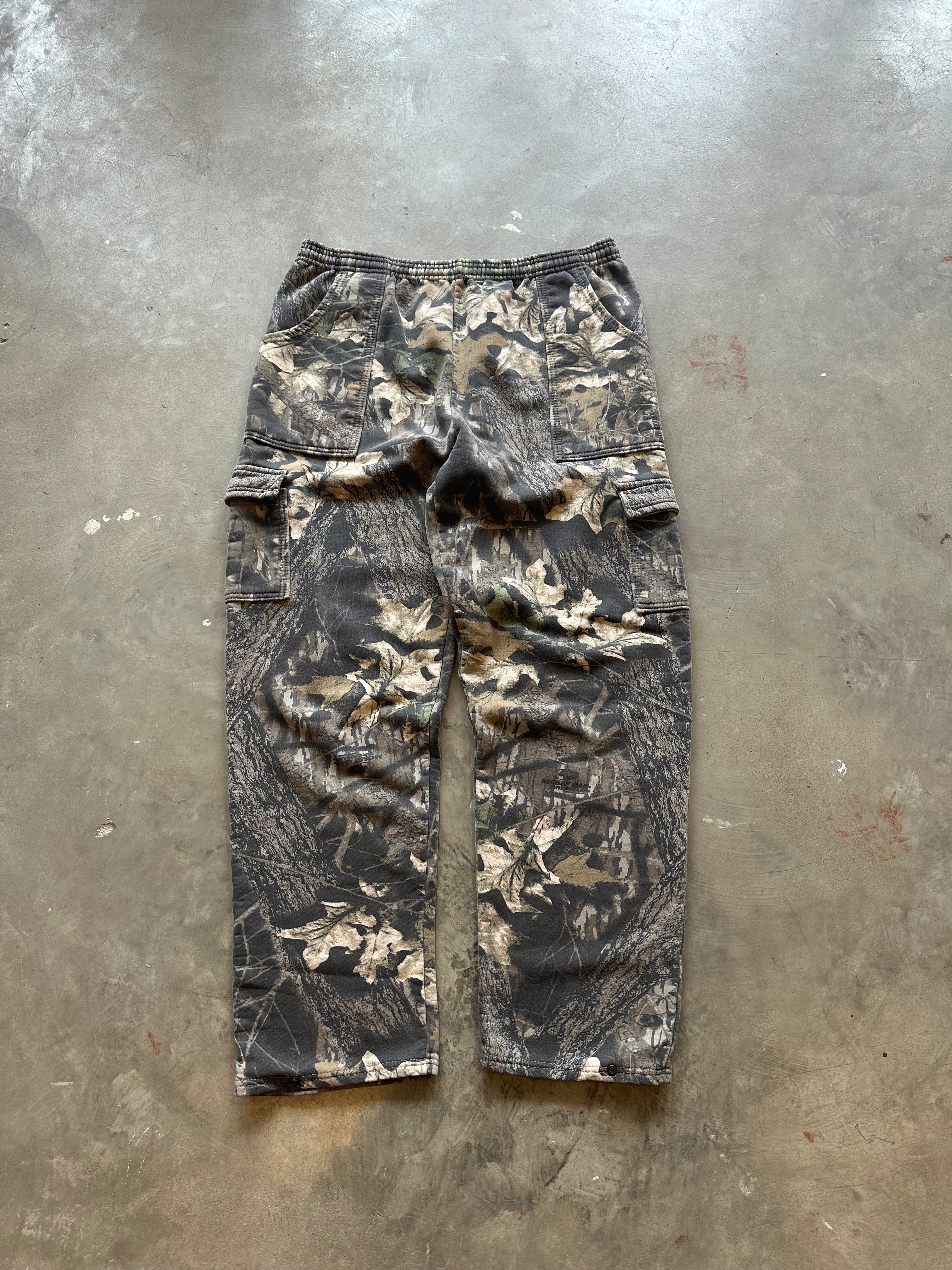 Vintage Mossy Oak Camo Sweatpants (XL)