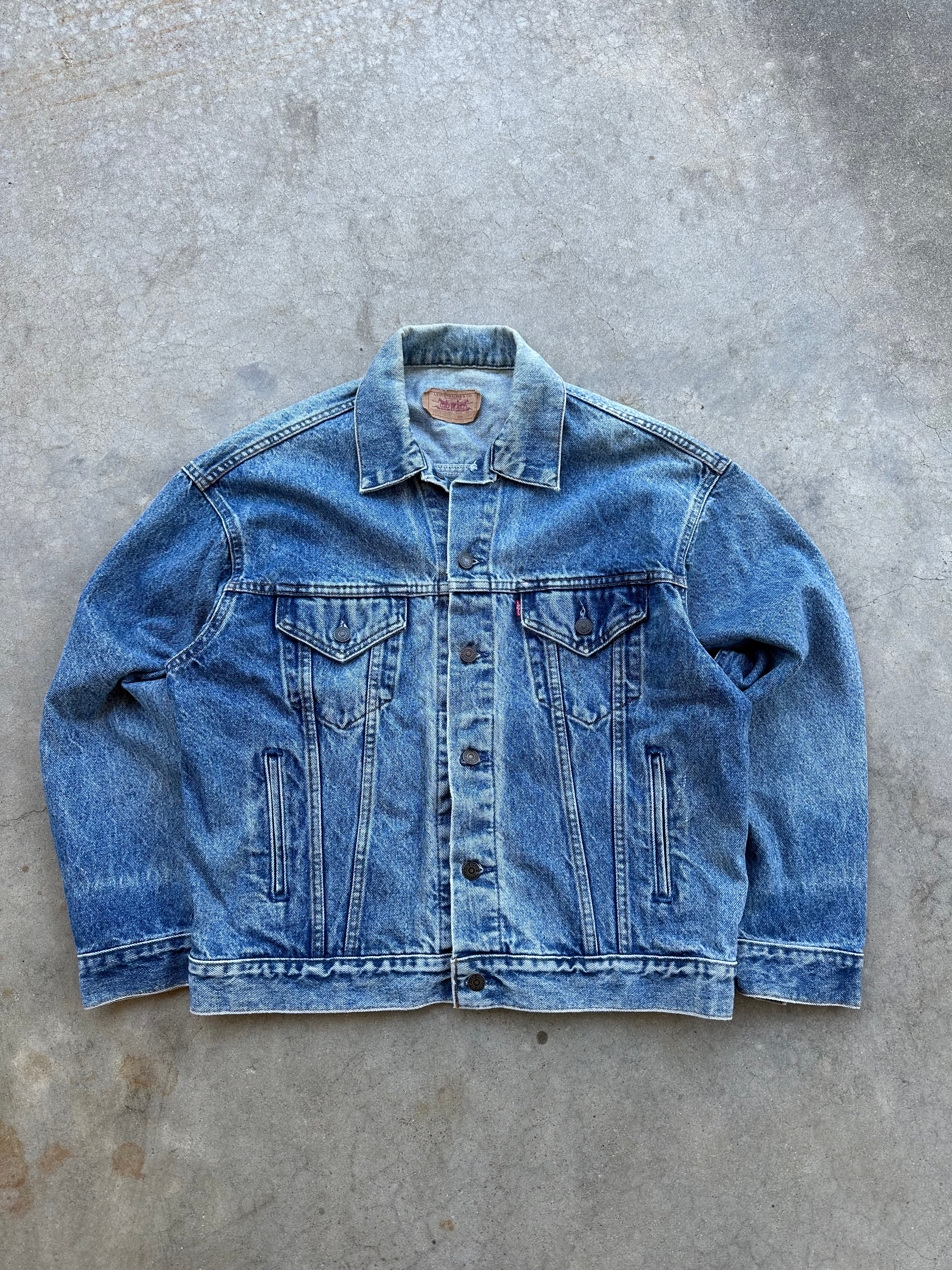 1990’s Faded Levi’s Denim Jacket (M/L)