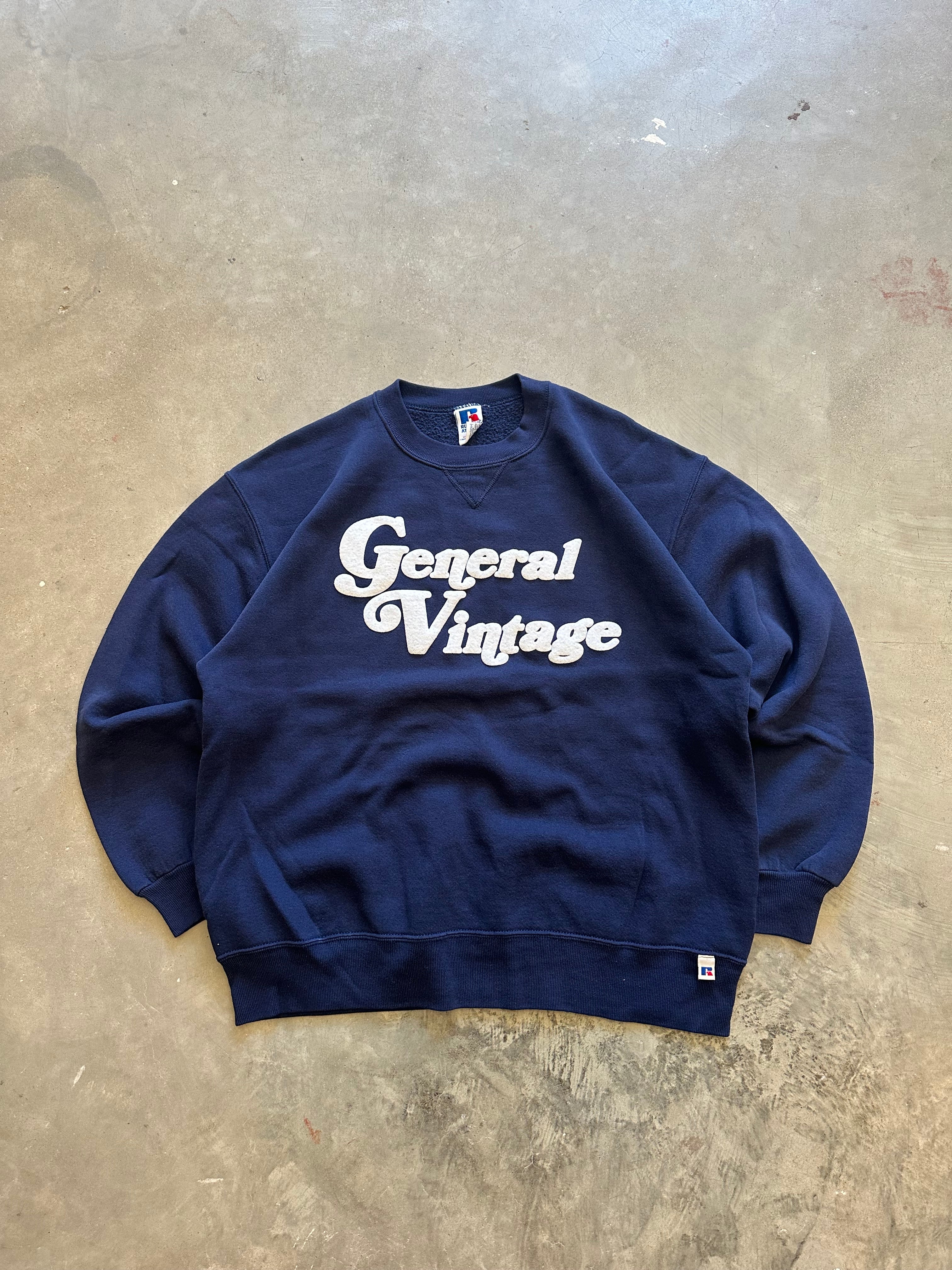 General Vintage Puff Print Crewneck (L)