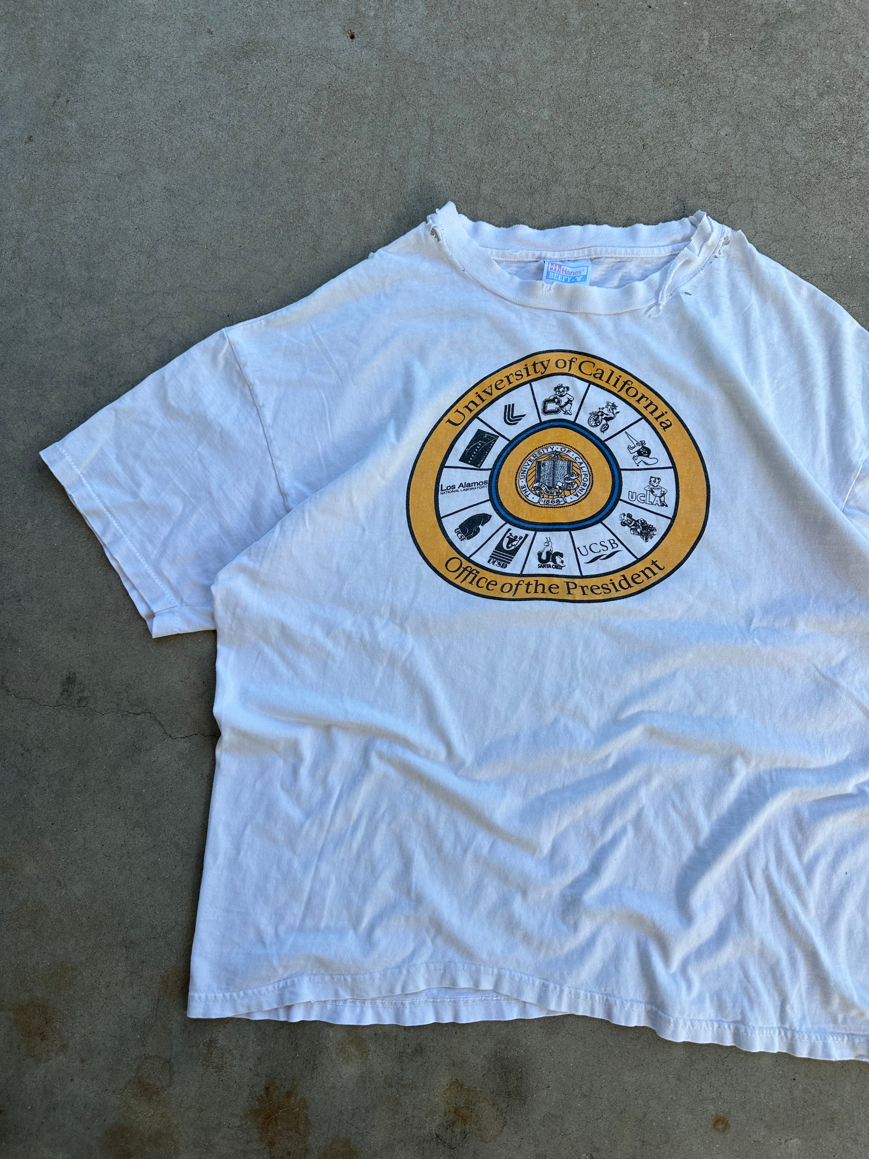 Vintage Thrashed University of California T-shirt (XL)