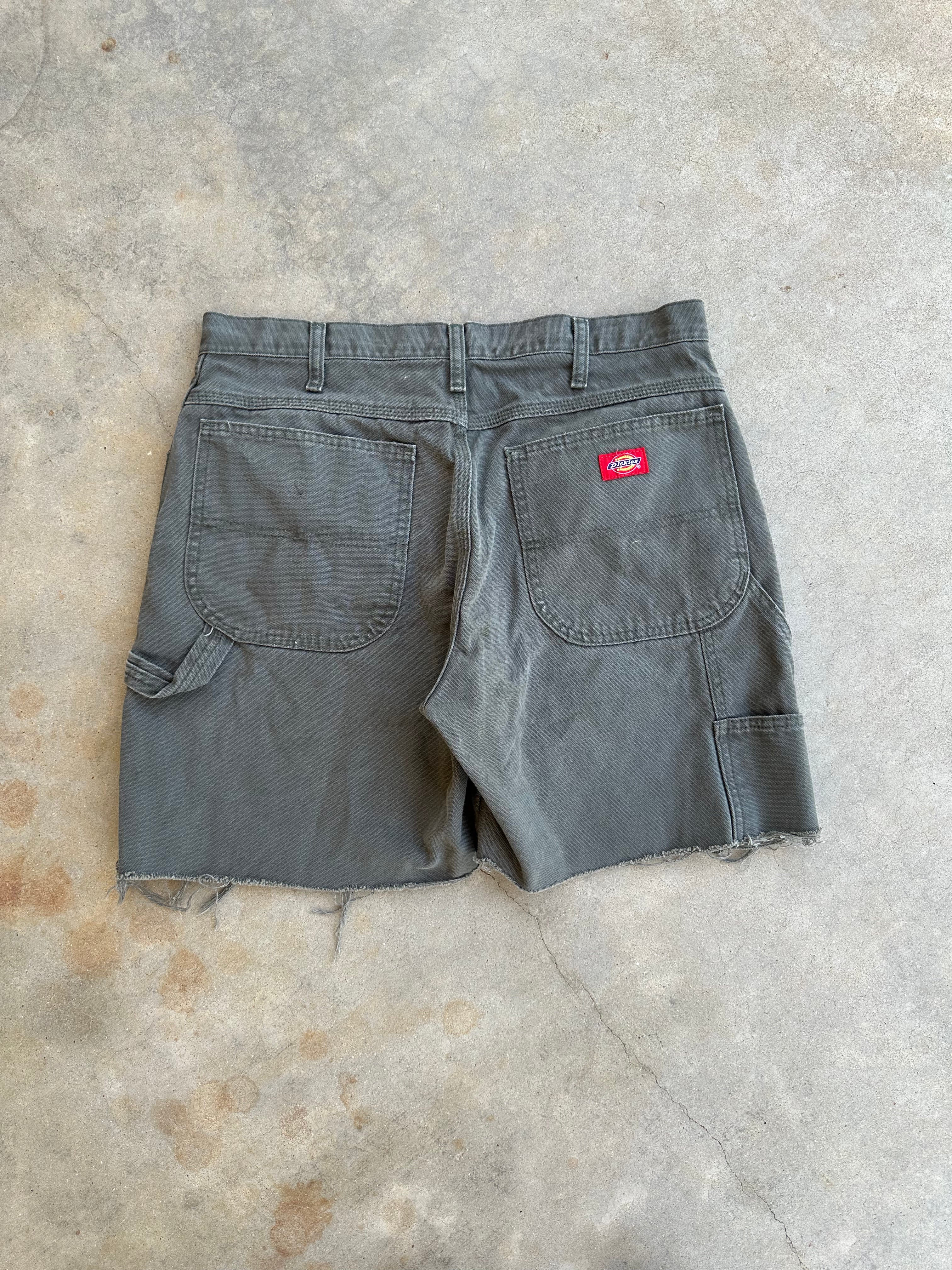 Vintage Dickies Carpenter Shorts (34"x6.5")