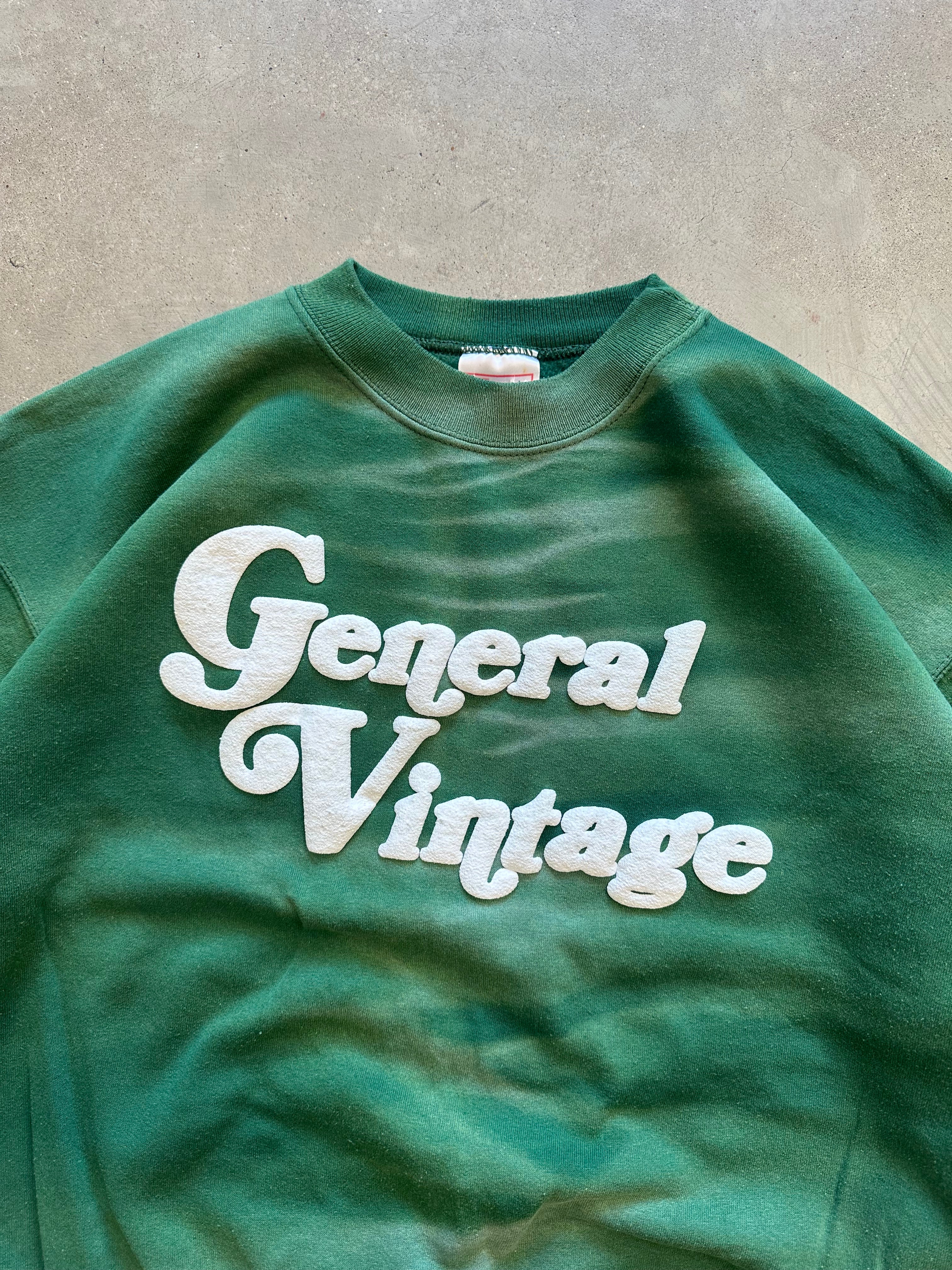 General Vintage Puff Print Crewneck (M)