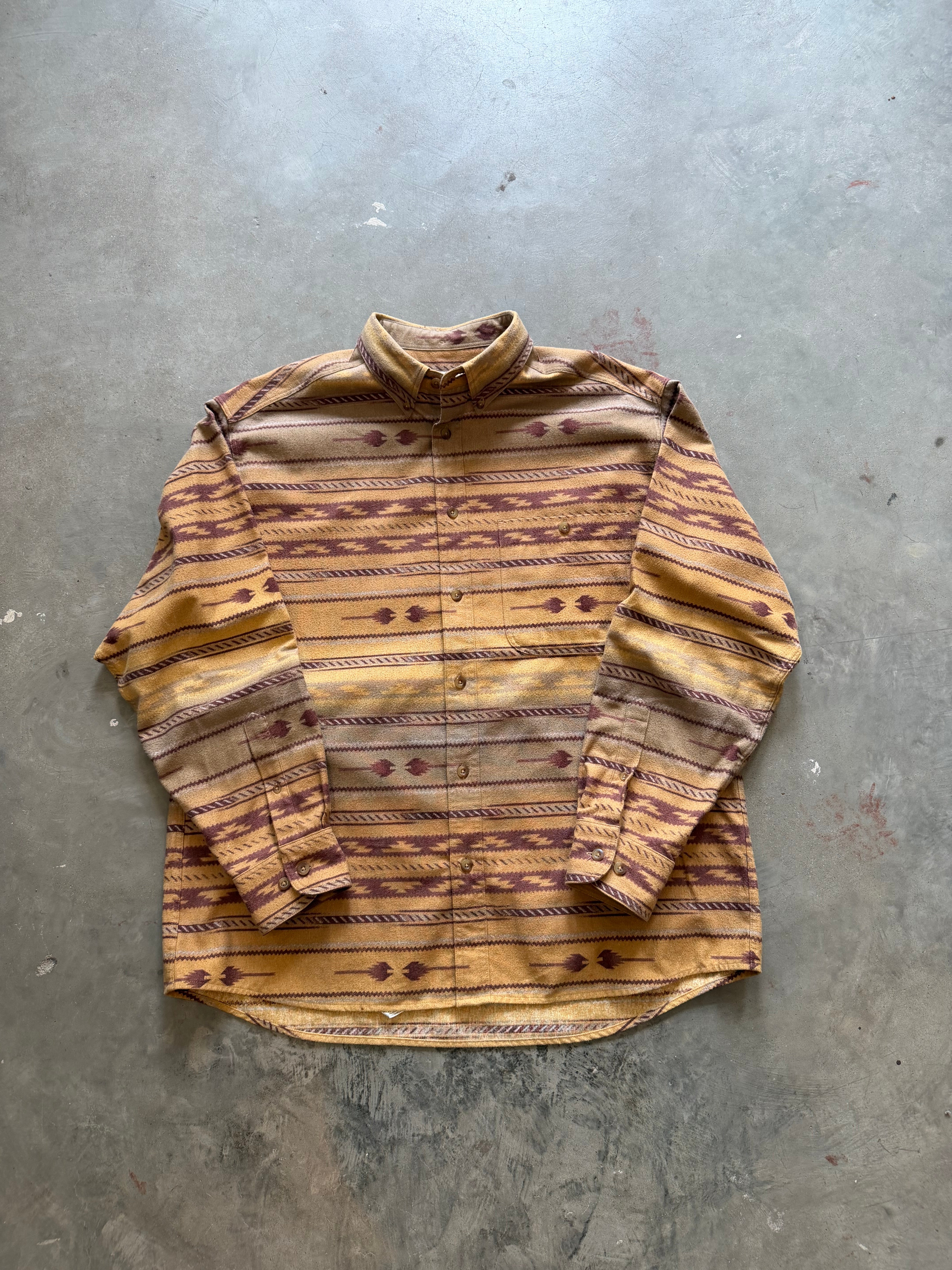 00’s Cabela’s Aztec Chamois Button Up (L)