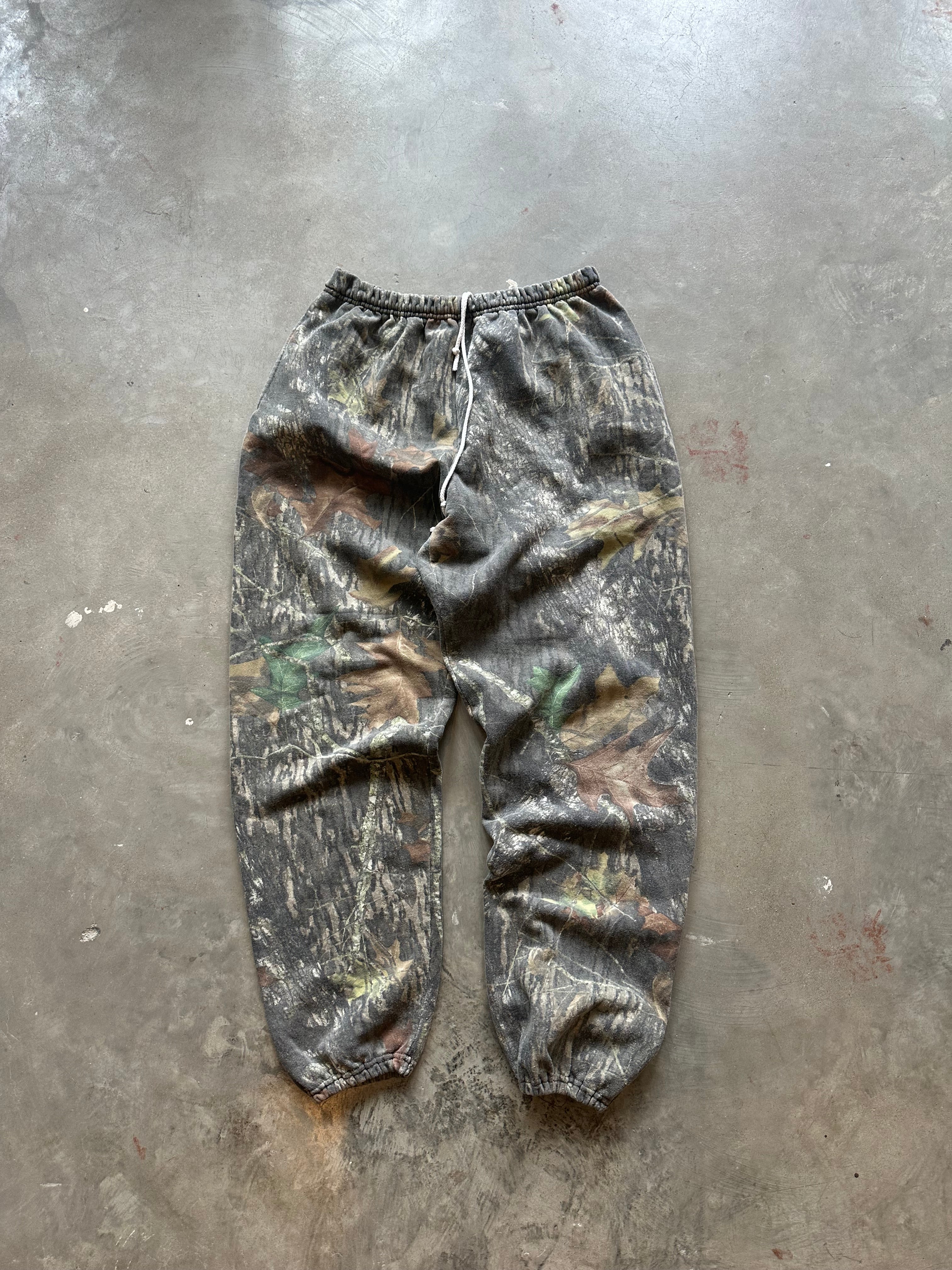 Vintage Mossy Oak Camo Sweatpants (L)