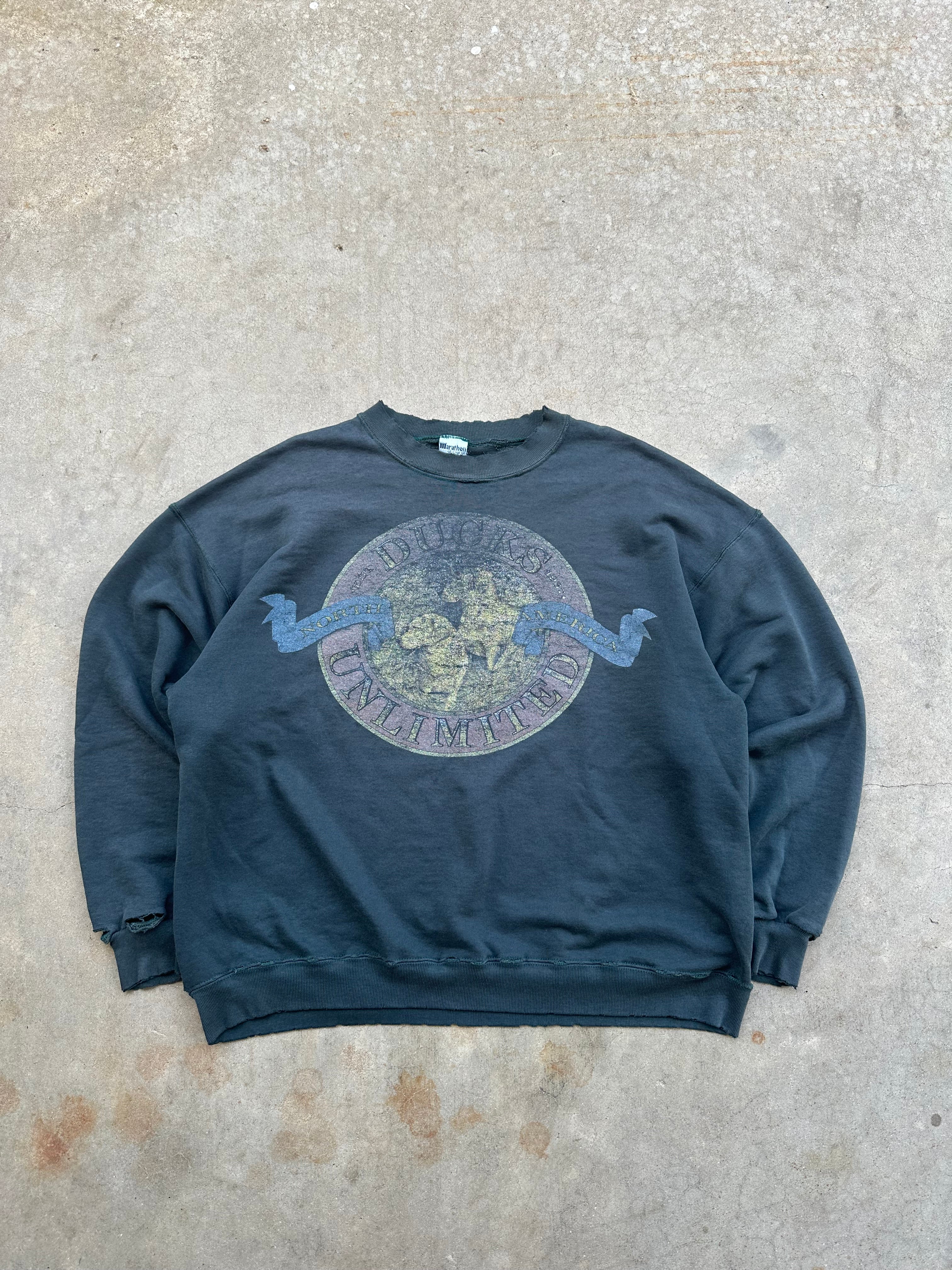 Vintage Distressed And Faded Ducks Unlimited Crewneck (L)