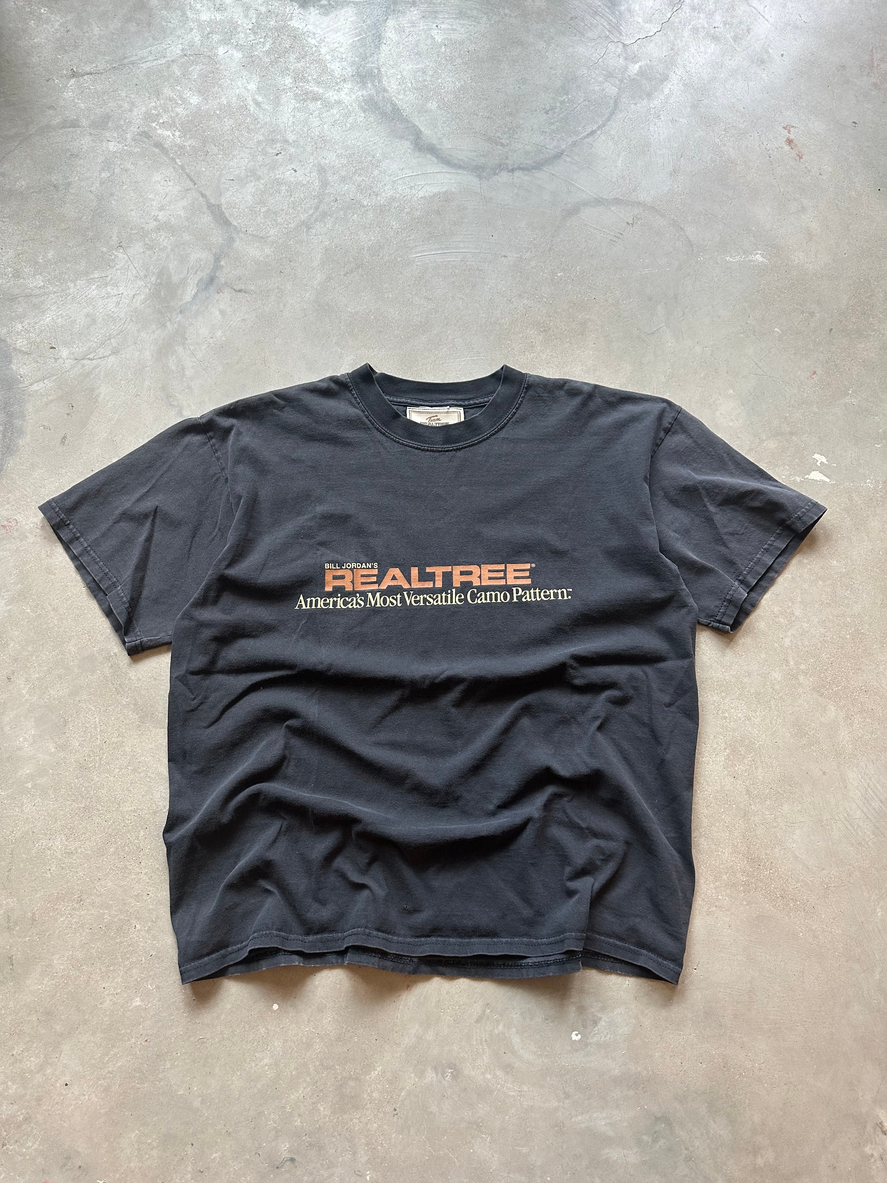 Vintage Realtree “America’s Most Versatile Camo Pattern” T-Shirt (XL)