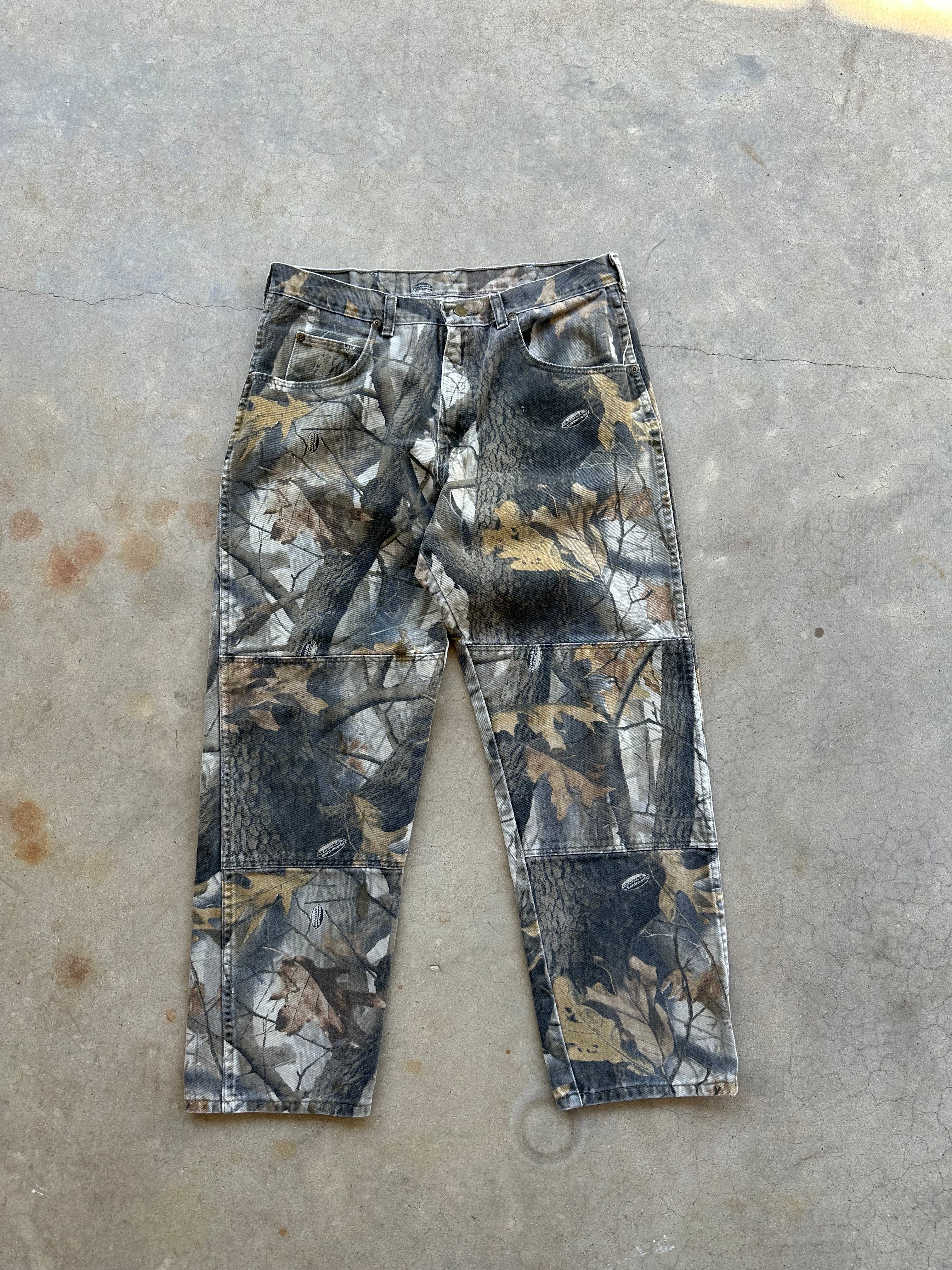 Vintage Realtree Camo Denim Pants (32x28)