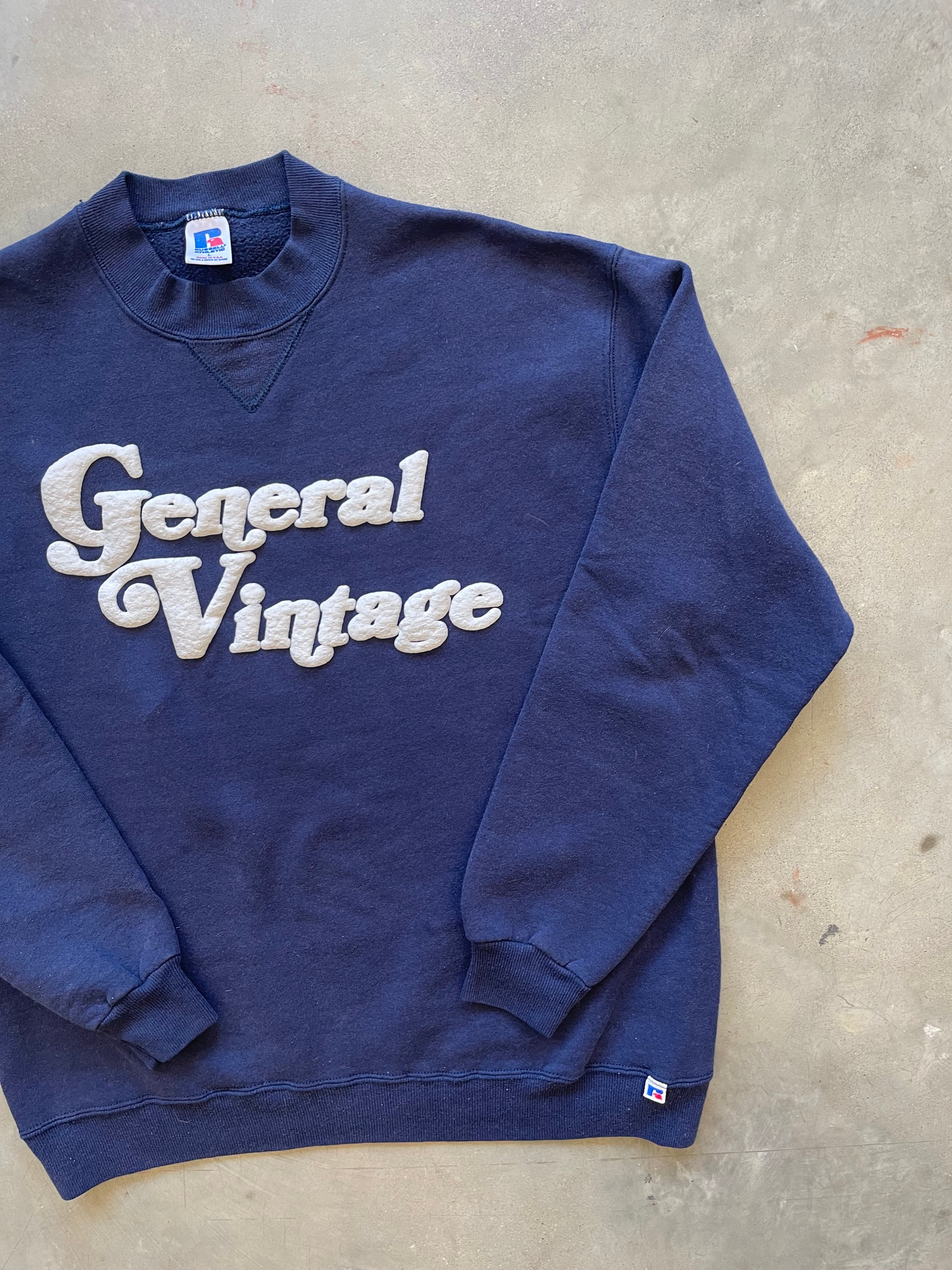 General Vintage Puff Print Crewneck (M)