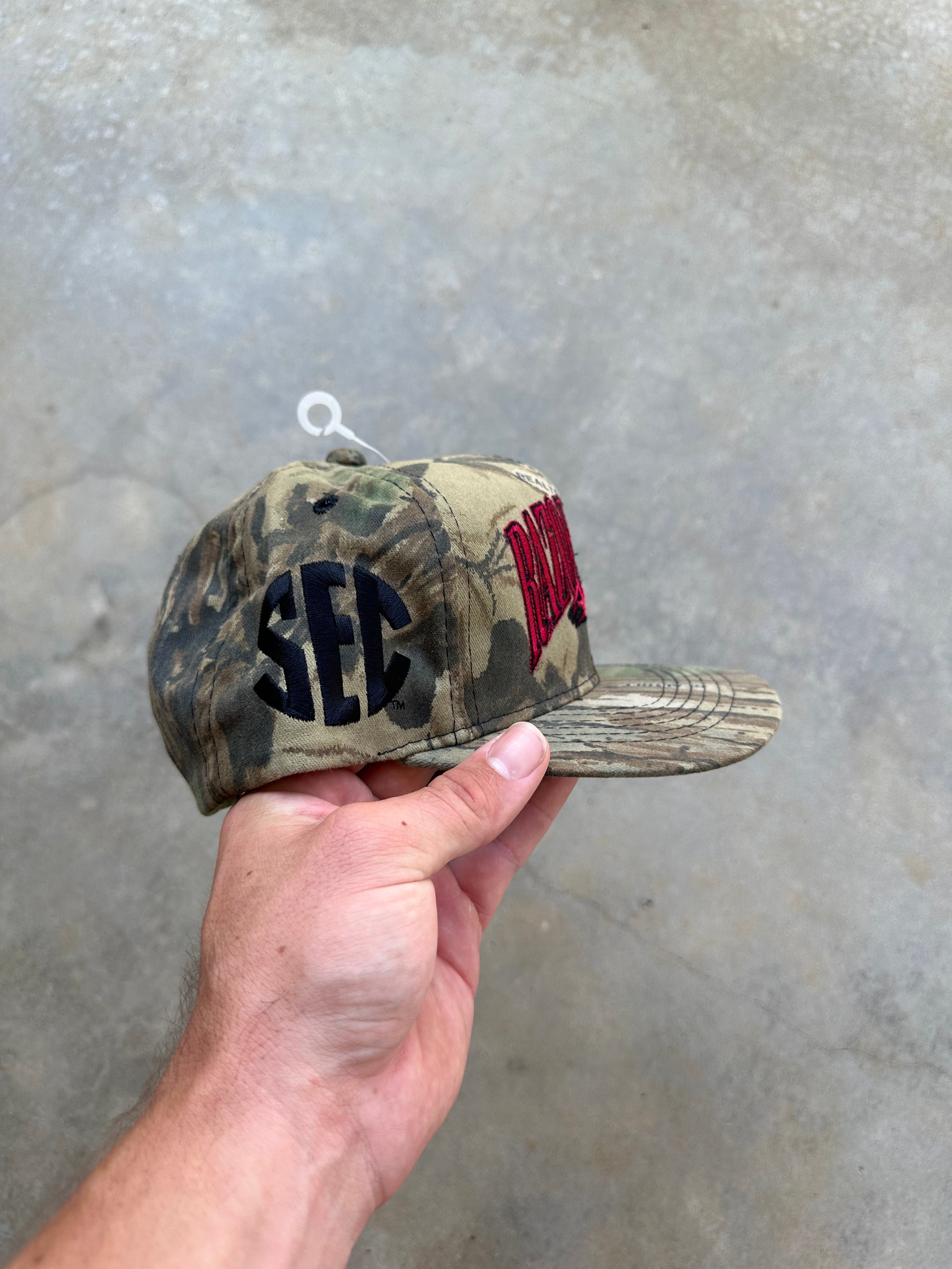 1990s Arkansas Razorbacks Camo SnapBack