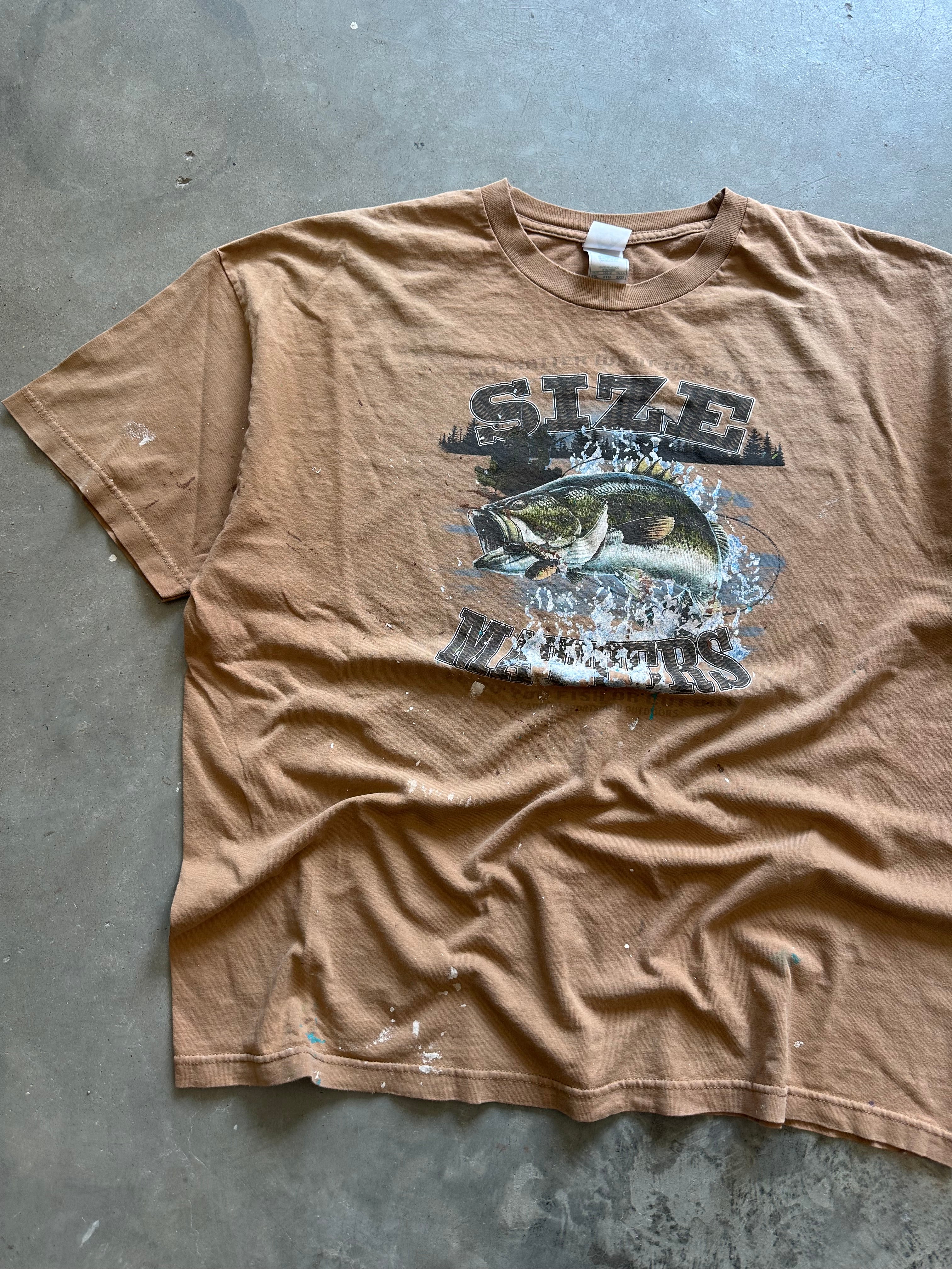 Vintage Size Matters Fishing T-Shirt (2XL)