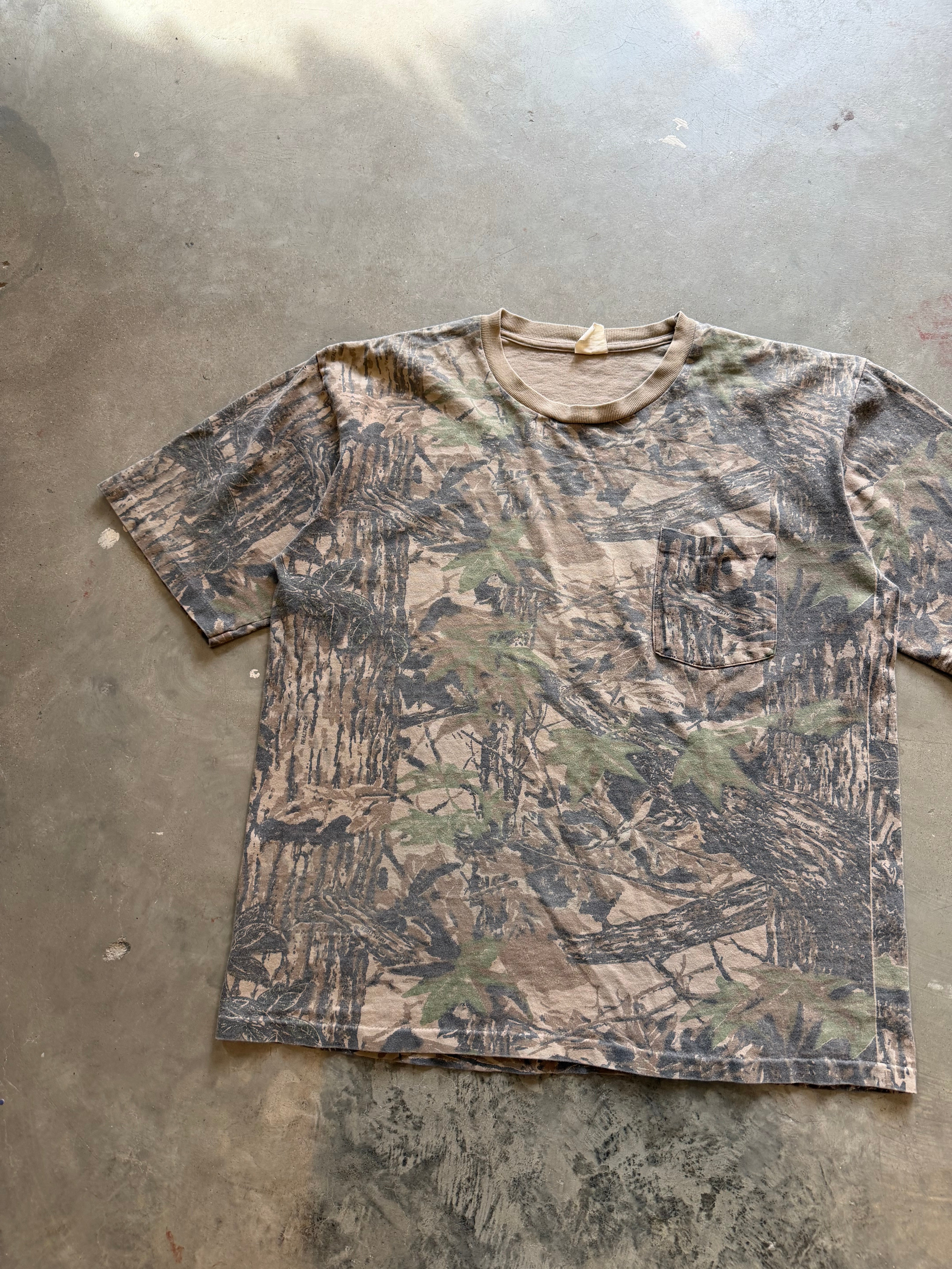 1990s Duxbak Realtree Camo T-Shirt (L)