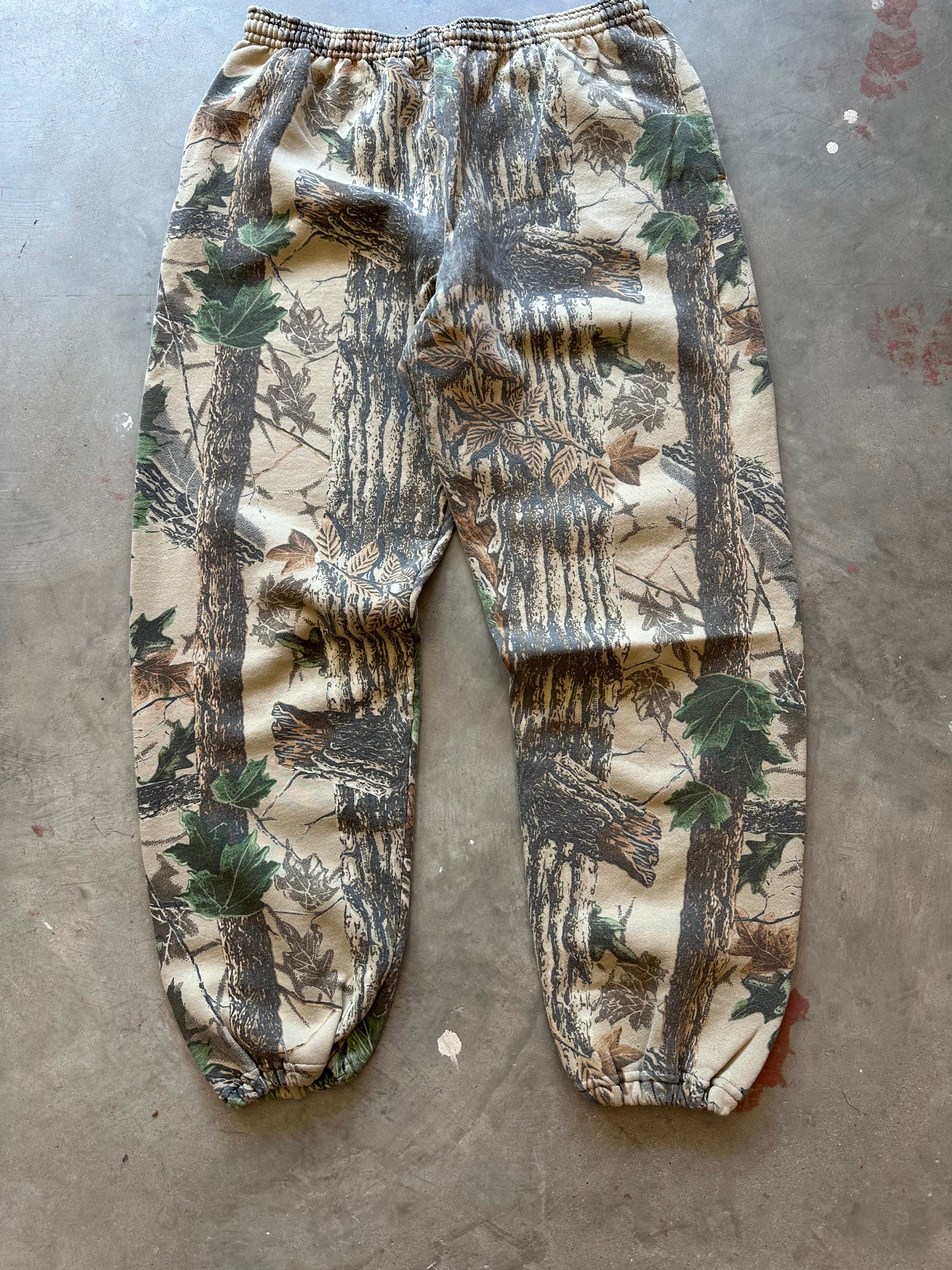 Vintage Jerzees Realtree Camo Sweatpants (2XL)