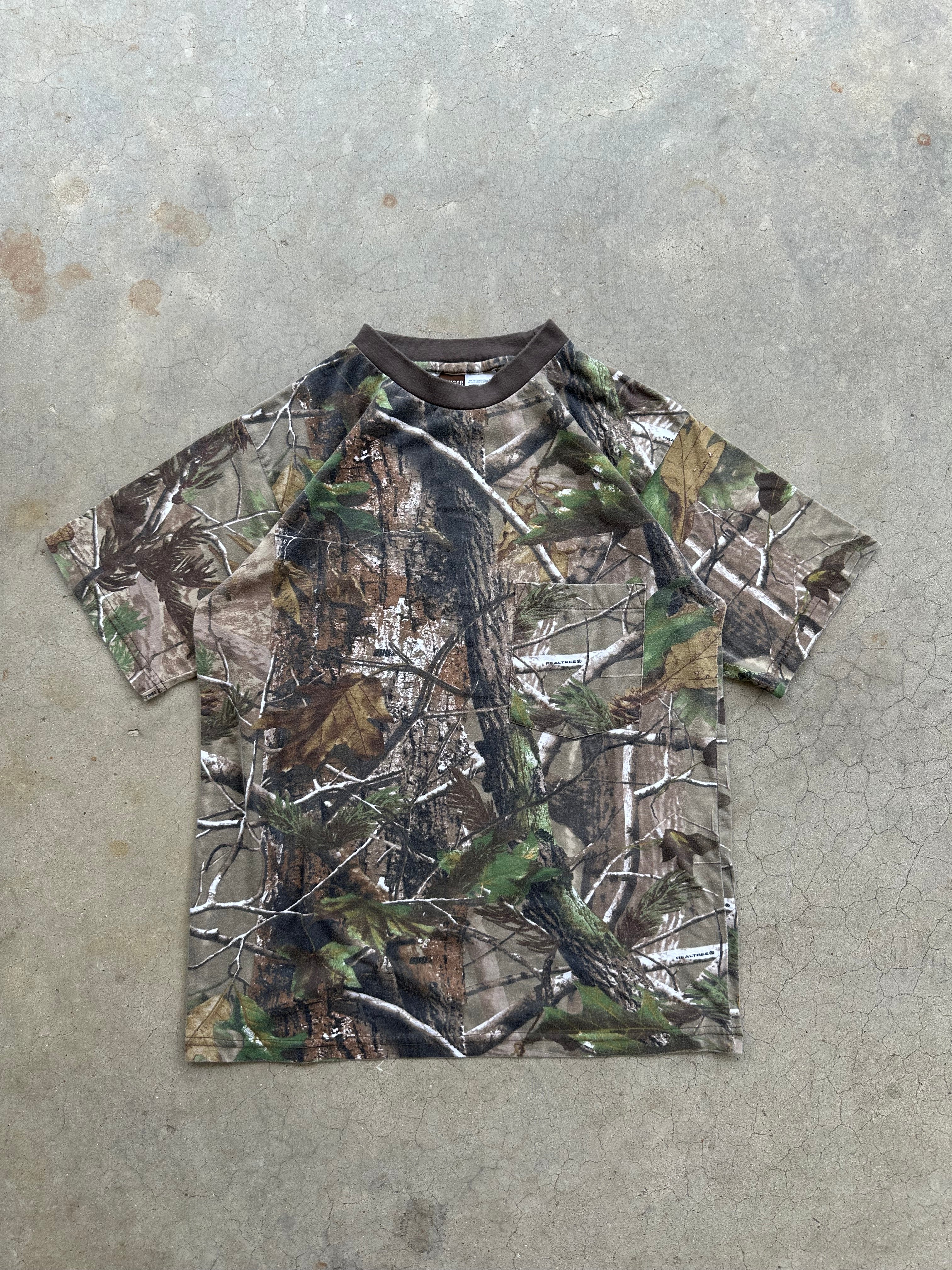 Vintage Realtree Camo T-Shirt (S/M)