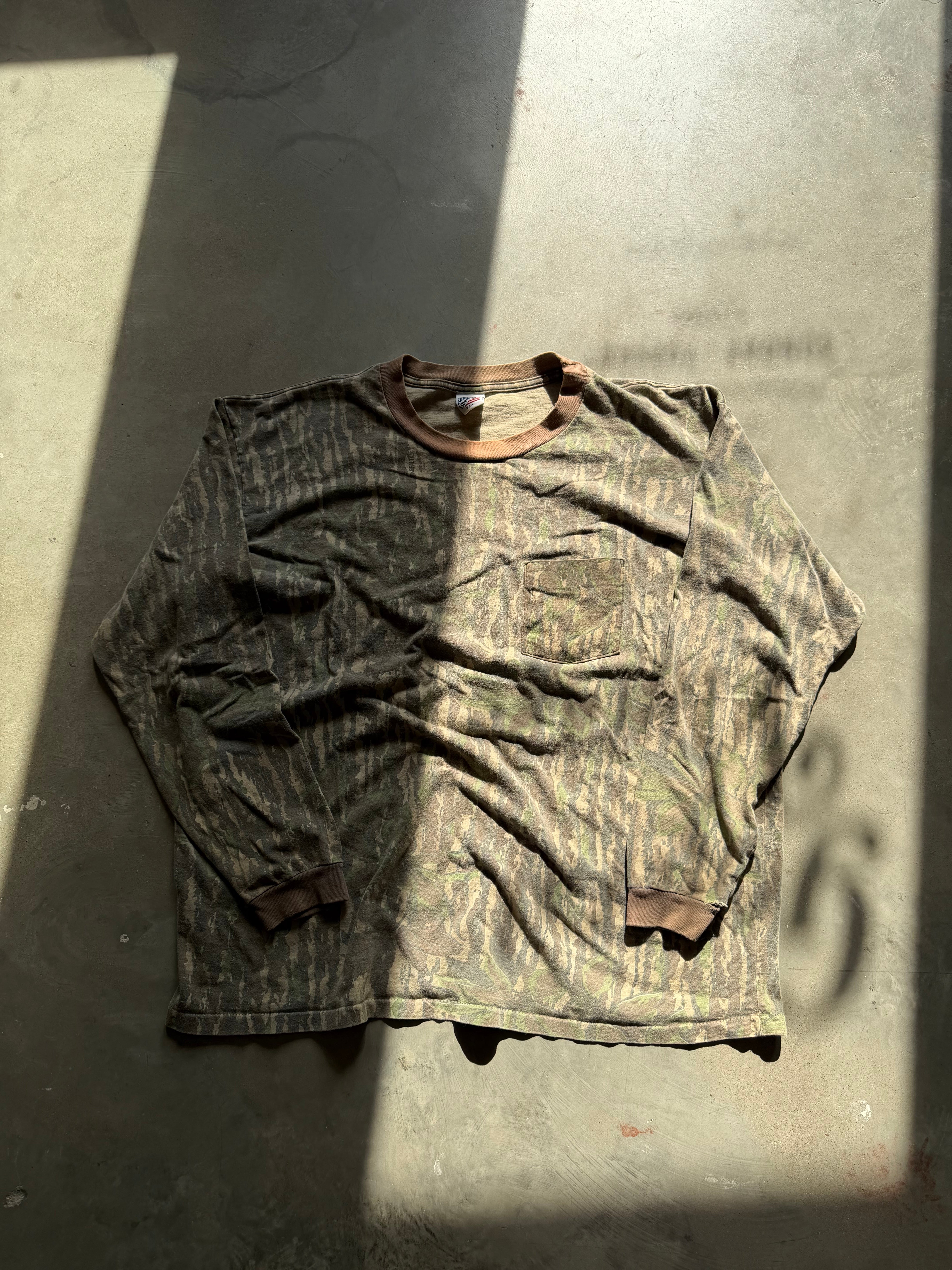 Vintage Relatree Camo Long Sleeve Shirt (2XL)