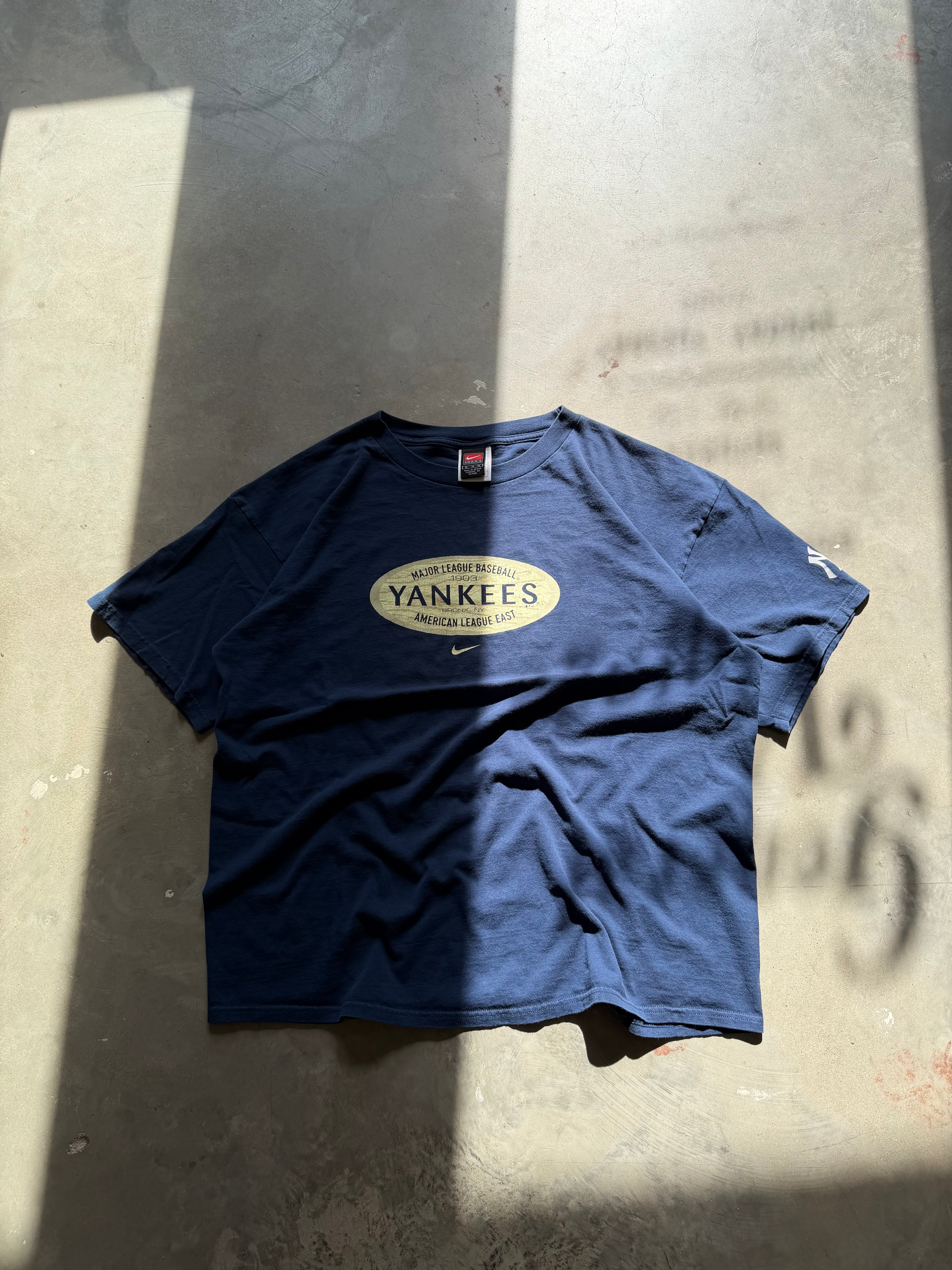 2001 Yankees T-Shirt (XL)