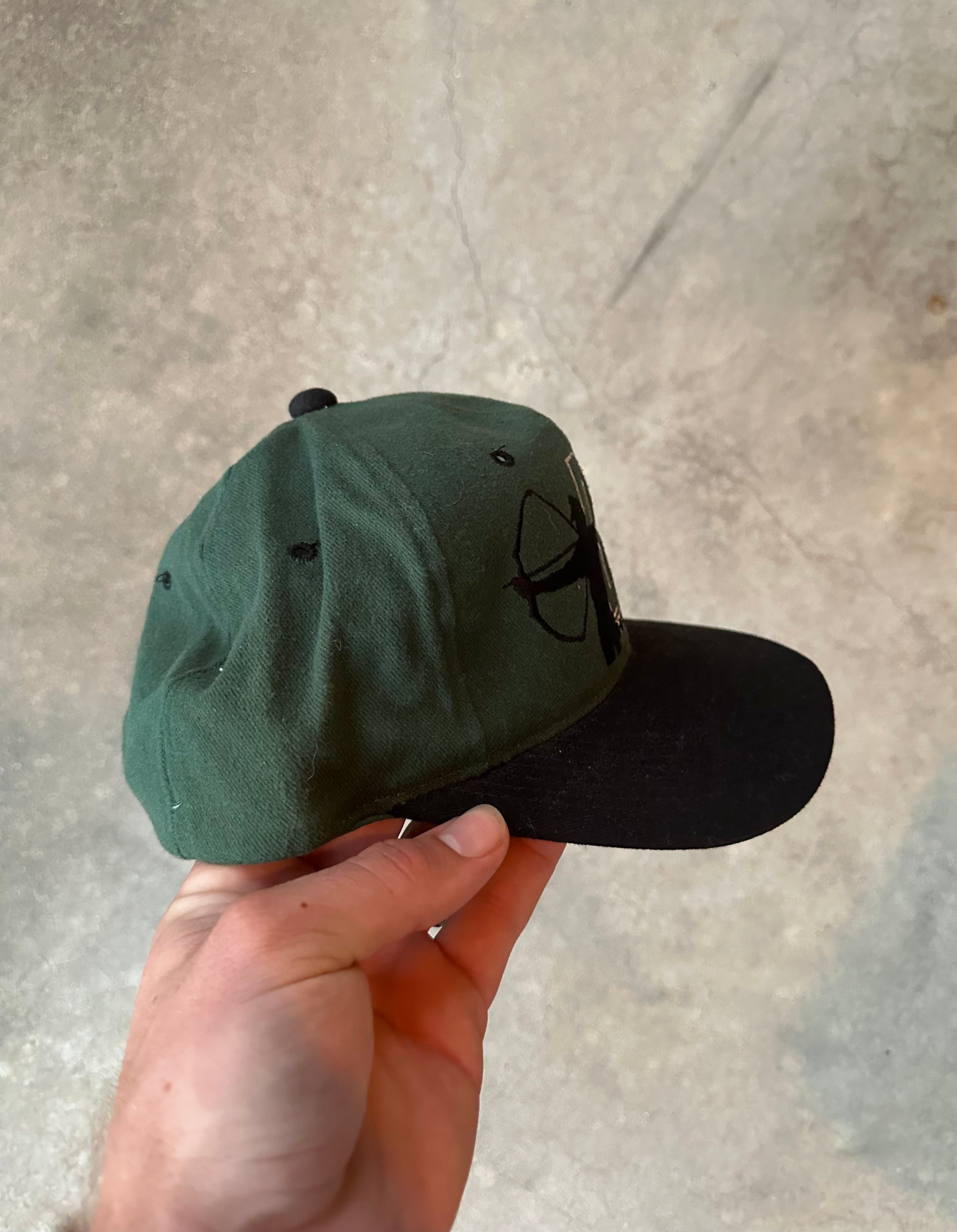 Vintage Bow Hunter Snapback