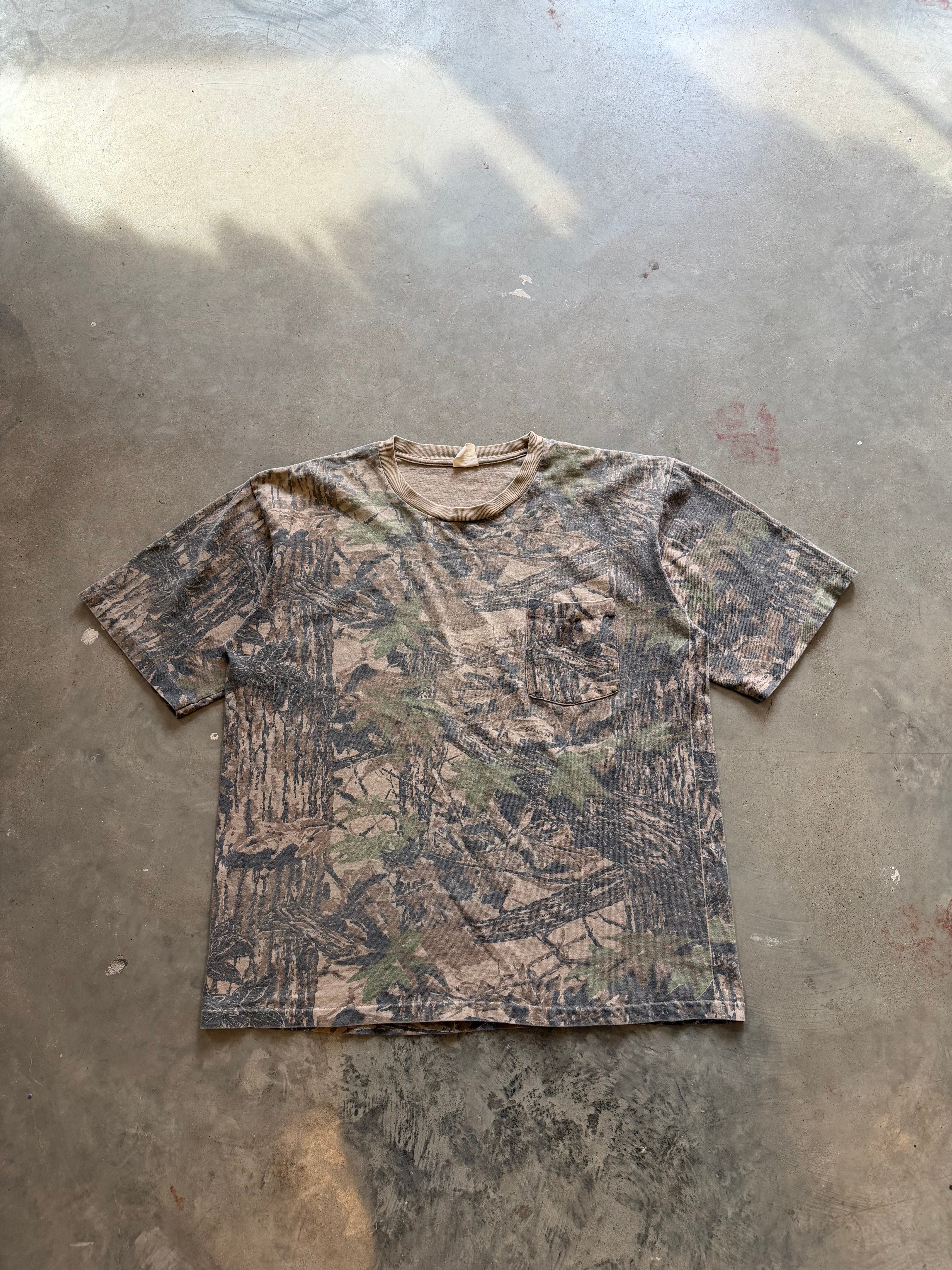 1990s Duxbak Realtree Camo T-Shirt (L)