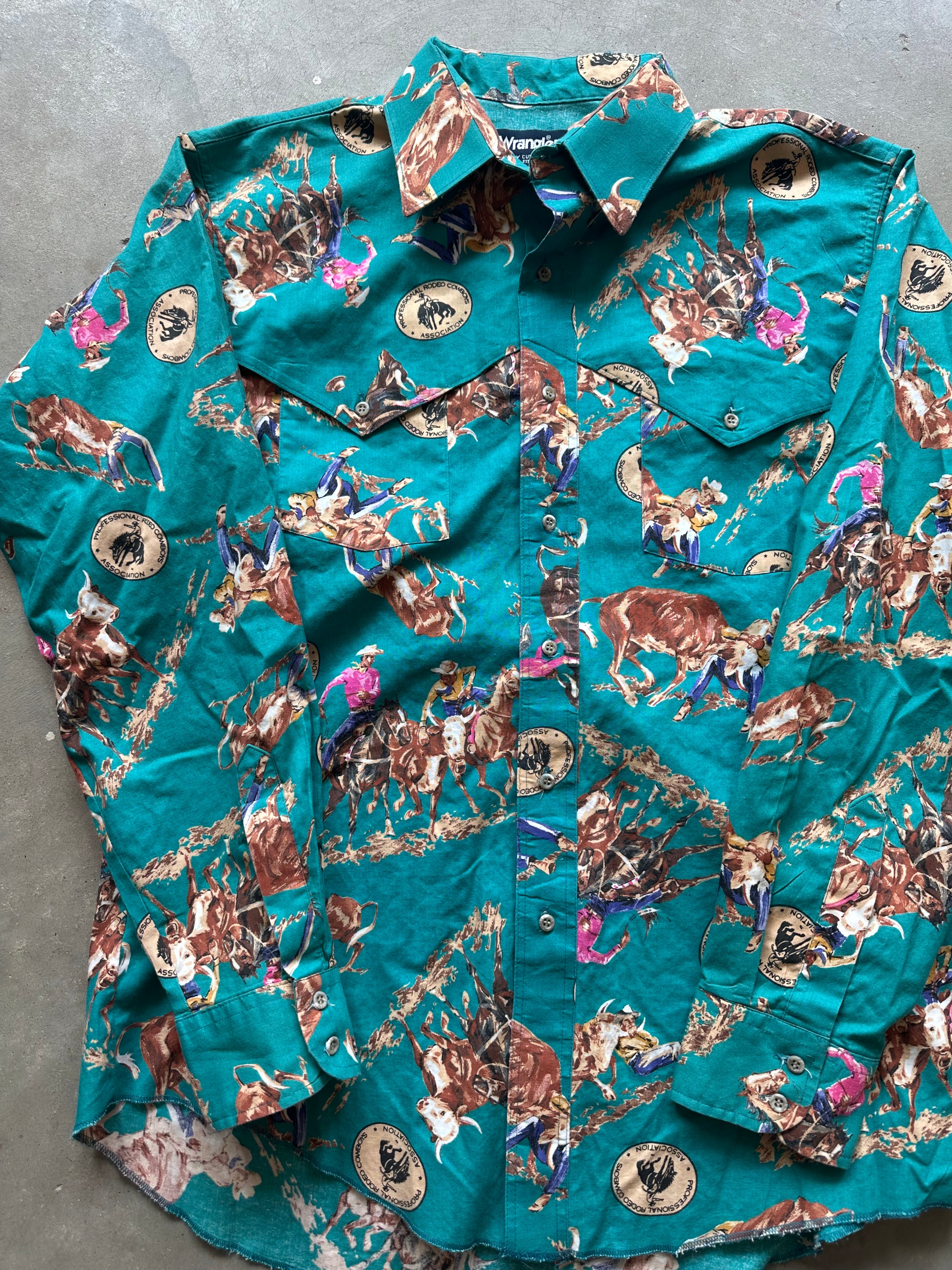 1990’s Wrangler Professional Rodeo Cowboys Association Button Up (M)