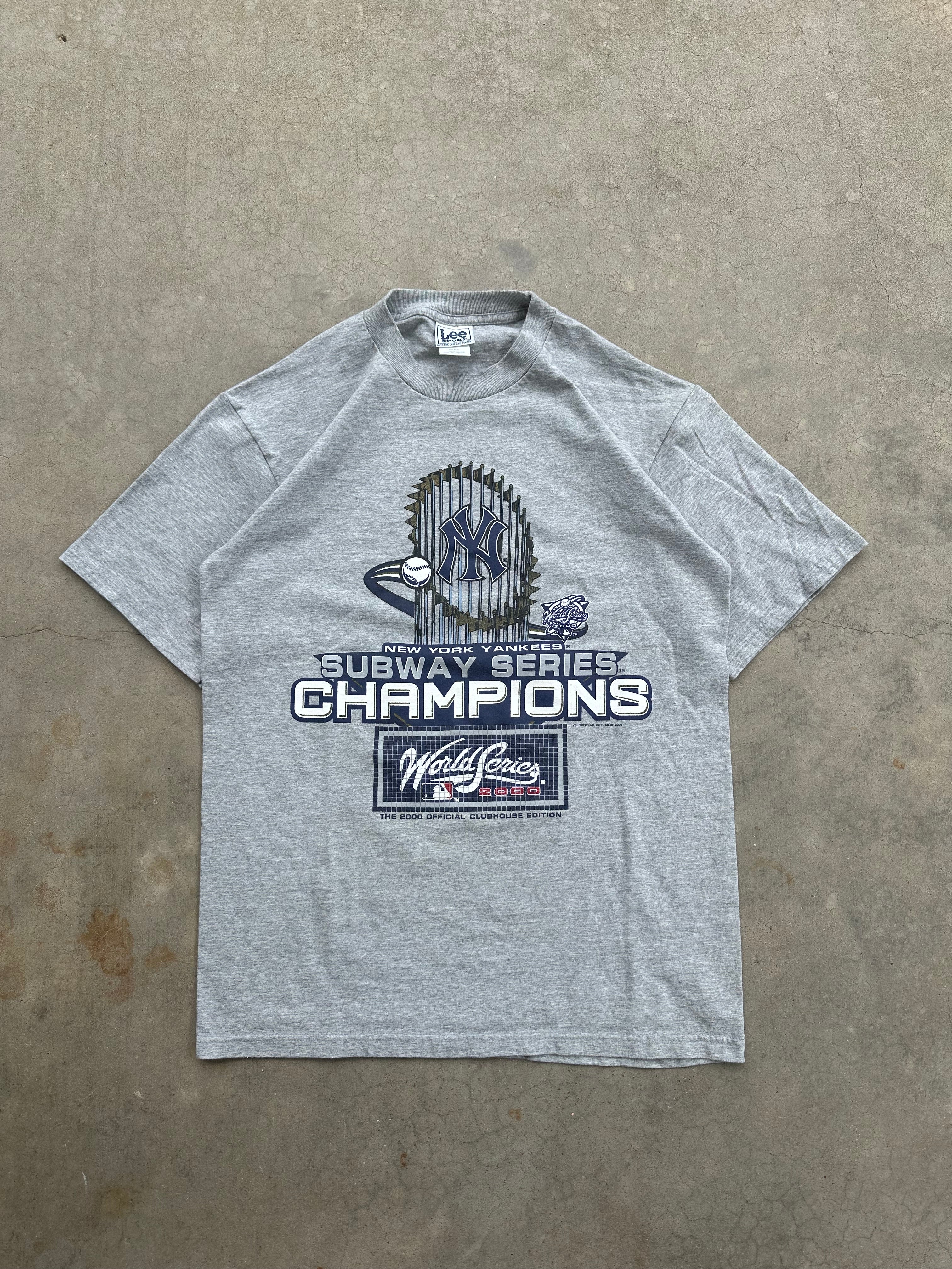 2000 Subway Series Champions New Your Yankees T-Shirt (M)