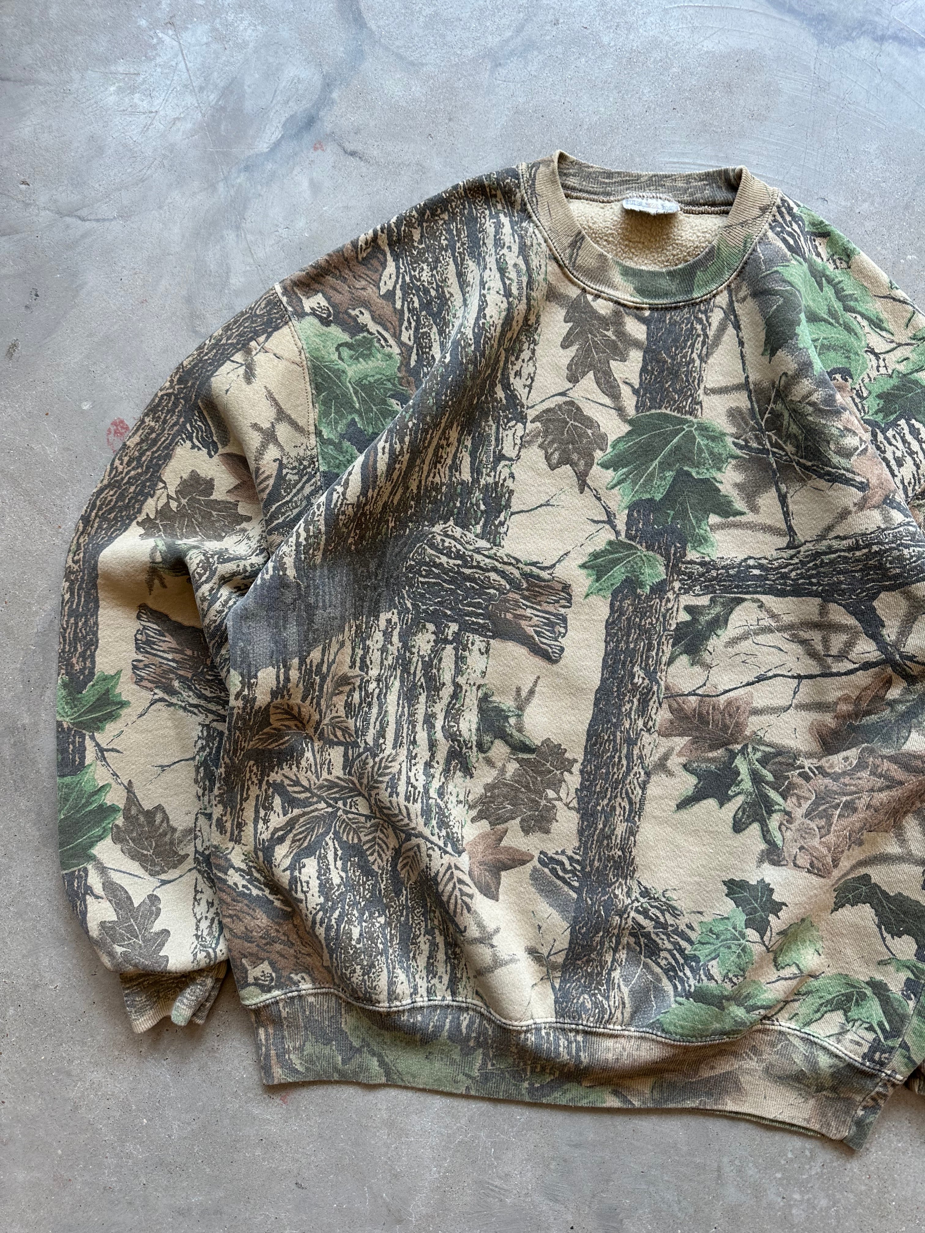 1990s Realtree Camo Crewneck (M/L)
