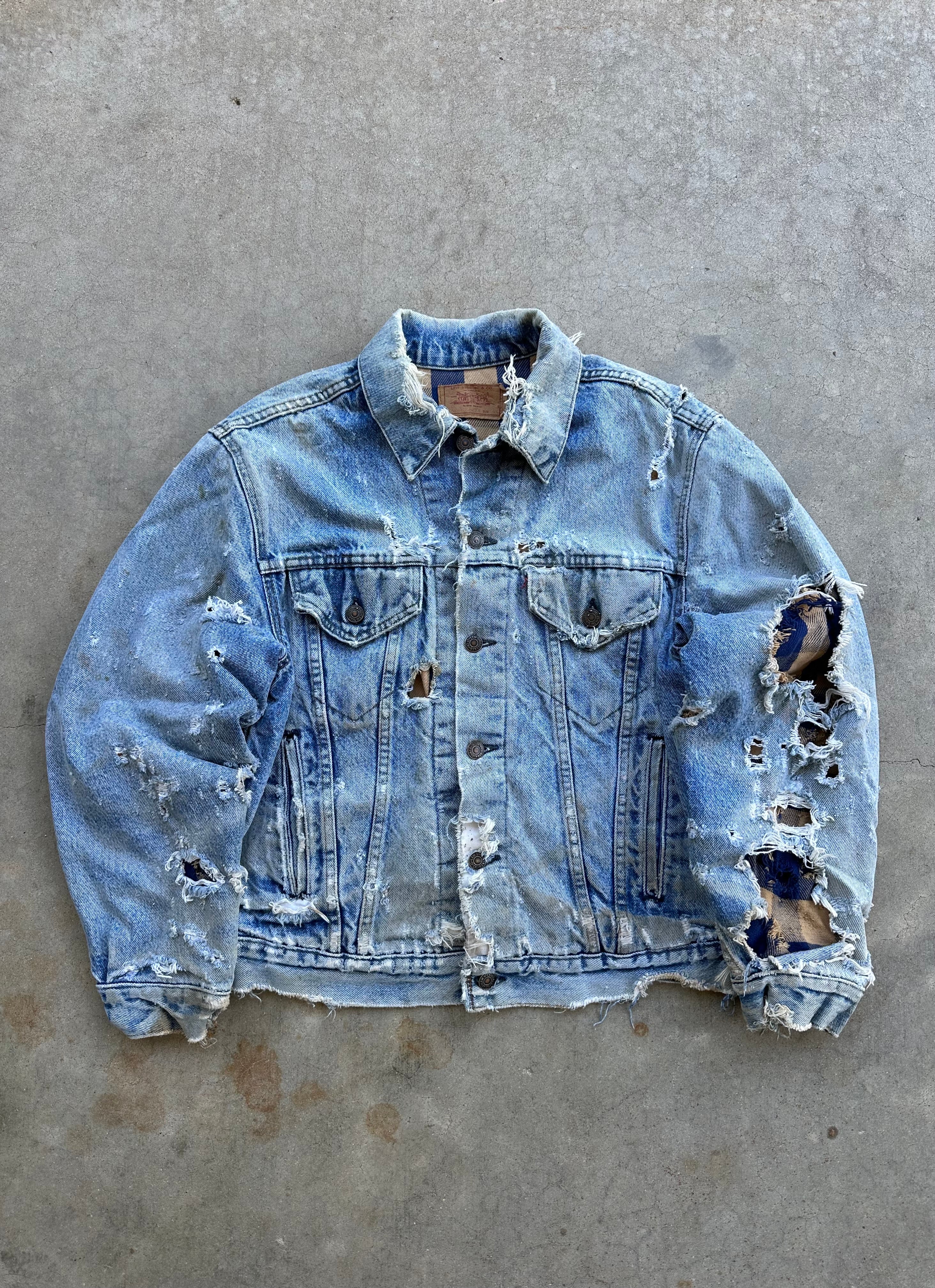 1990s Thrashed Levi’s Jean Jacket (M)