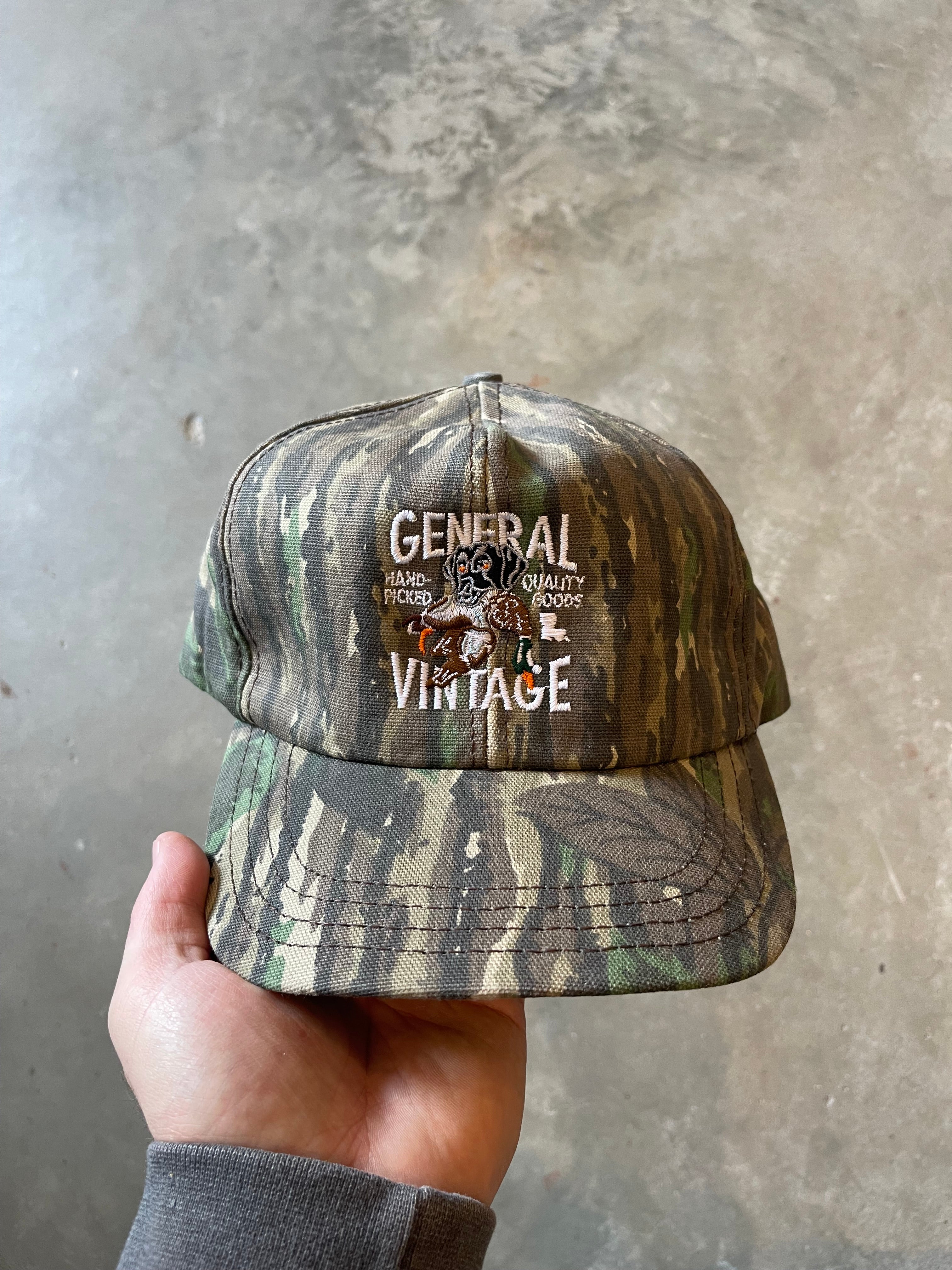 General Vintage Duck Dog Logo Camo Hat