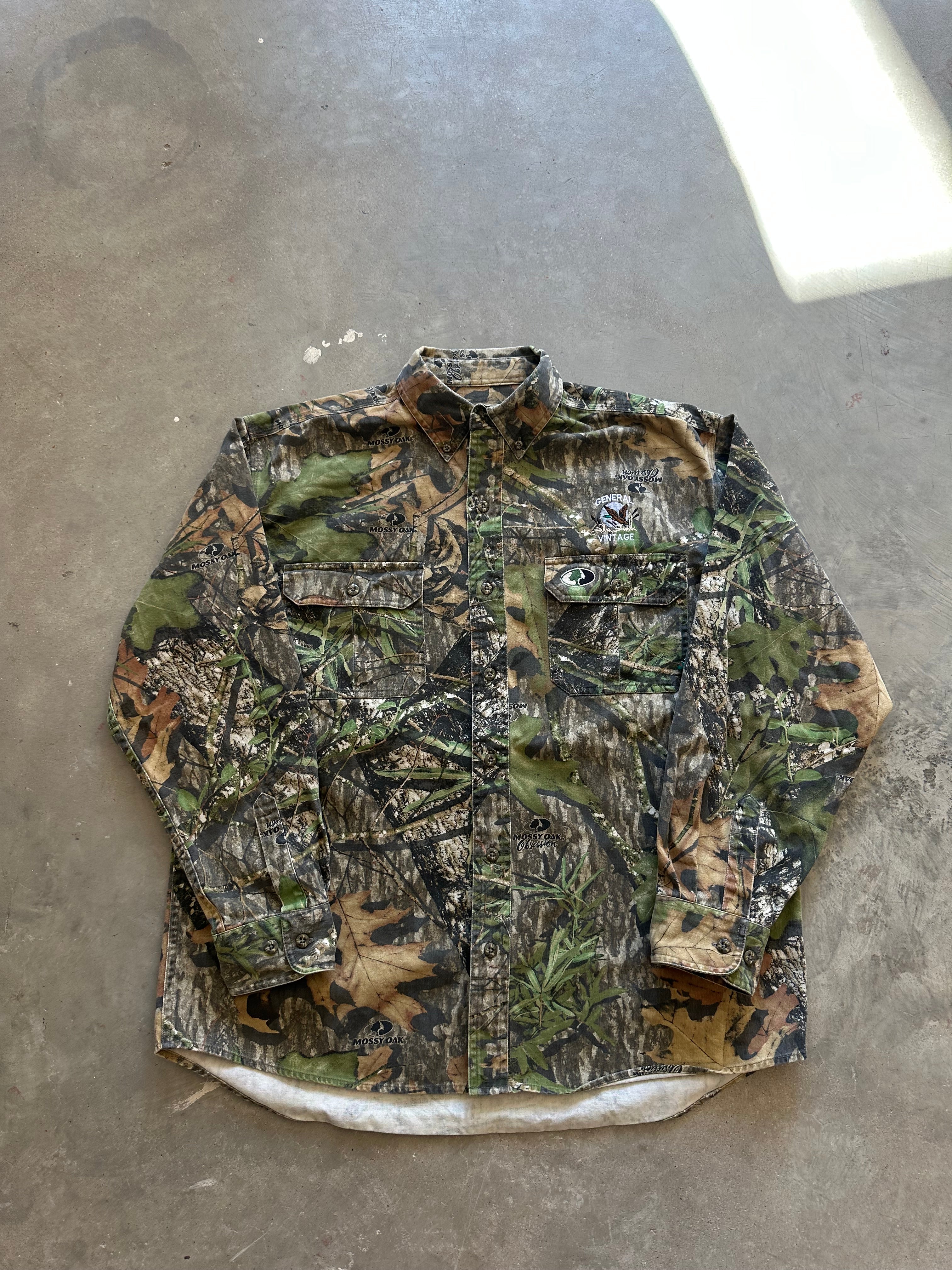 General Vintage Duck Logo Camo Button Up Shirt (L)