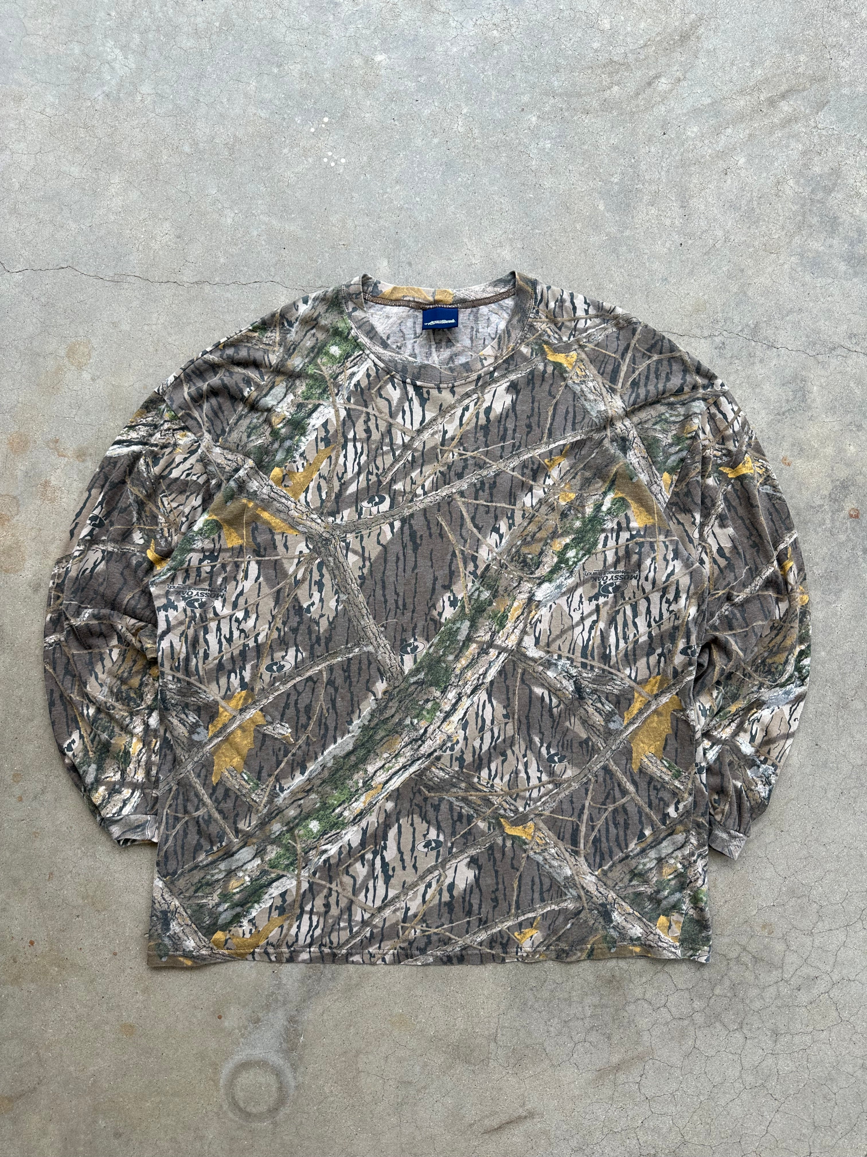 Vintage Shadowbranch Camo Longsleeve T-Shirt (XL/XXL)