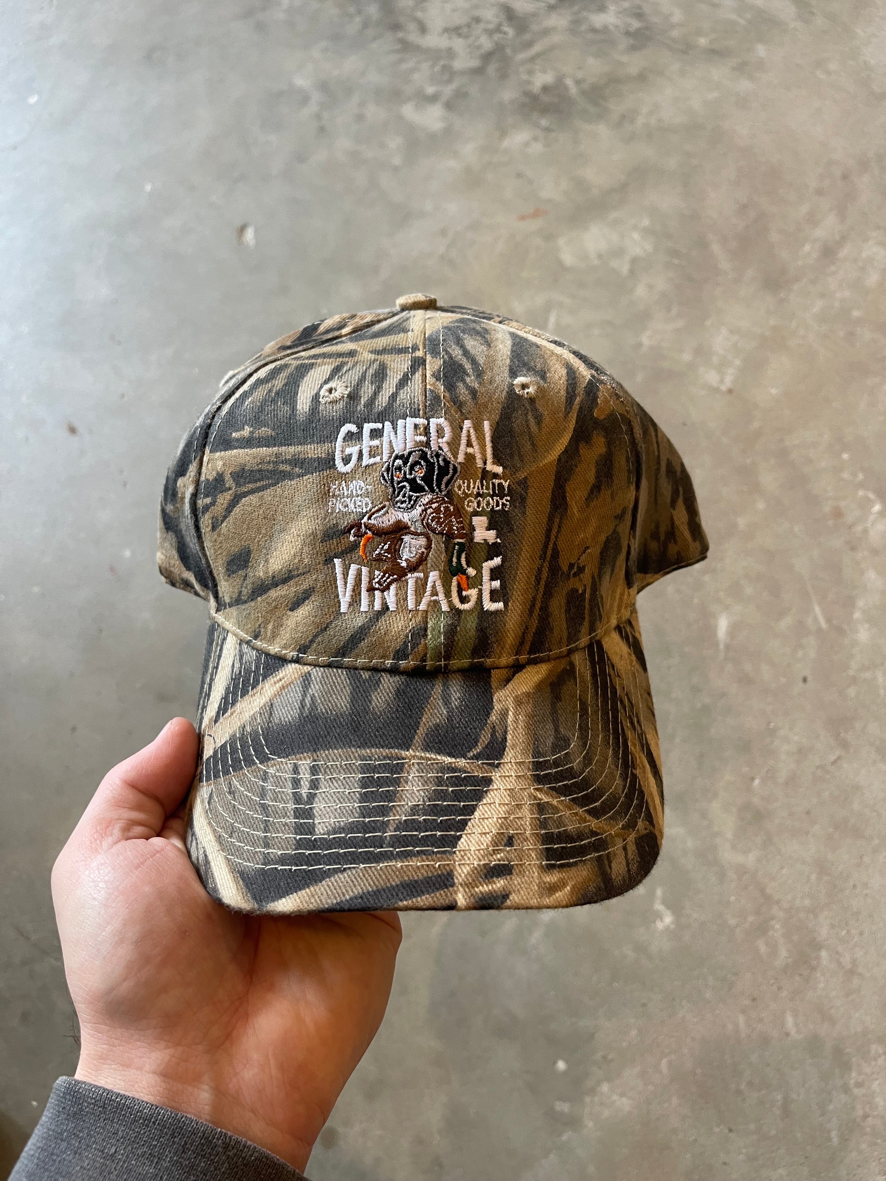 General Vintage Duck Dog Logo Camo Hat