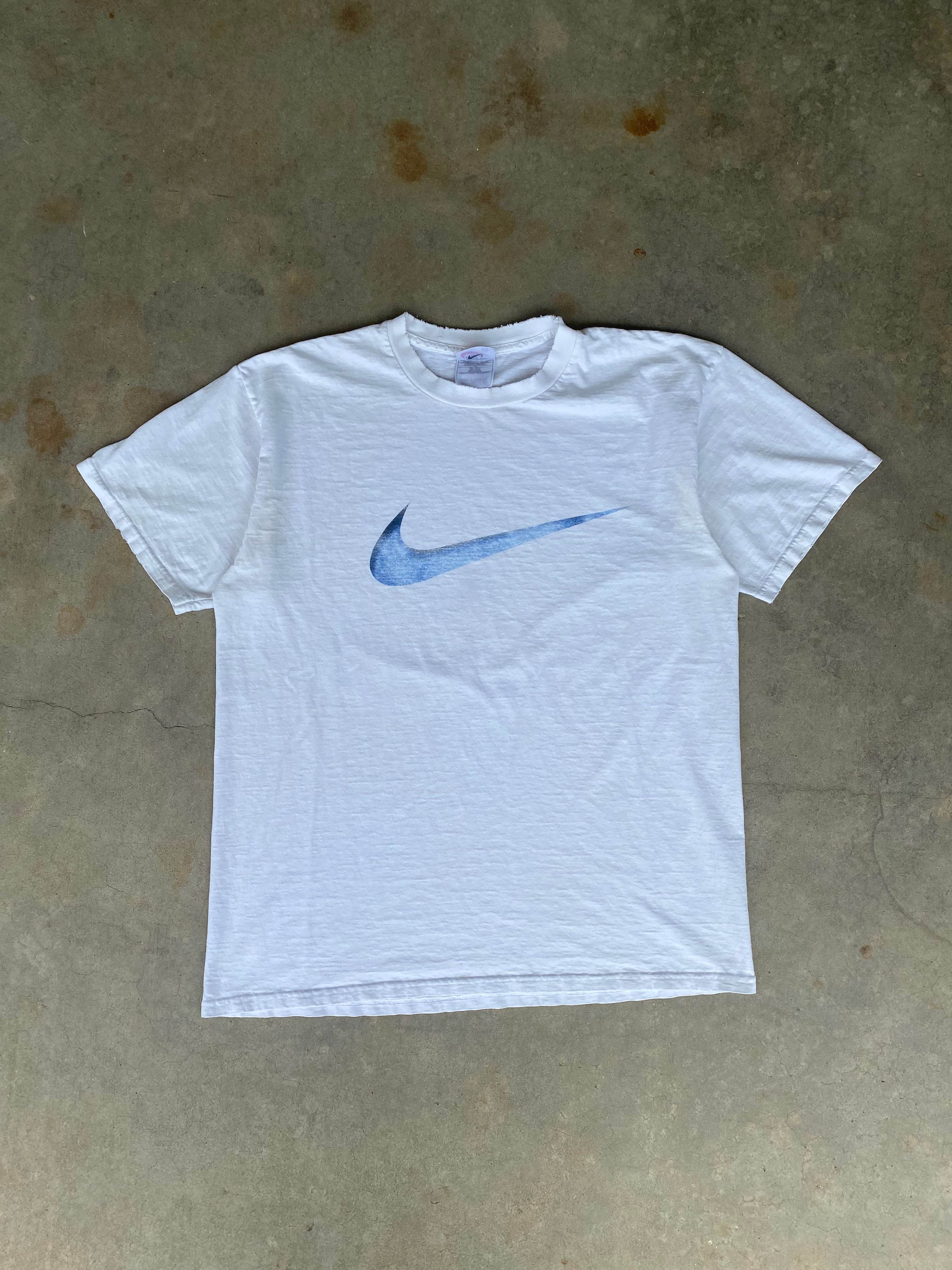 1990s Distressed Nike T-Shirt (M)
