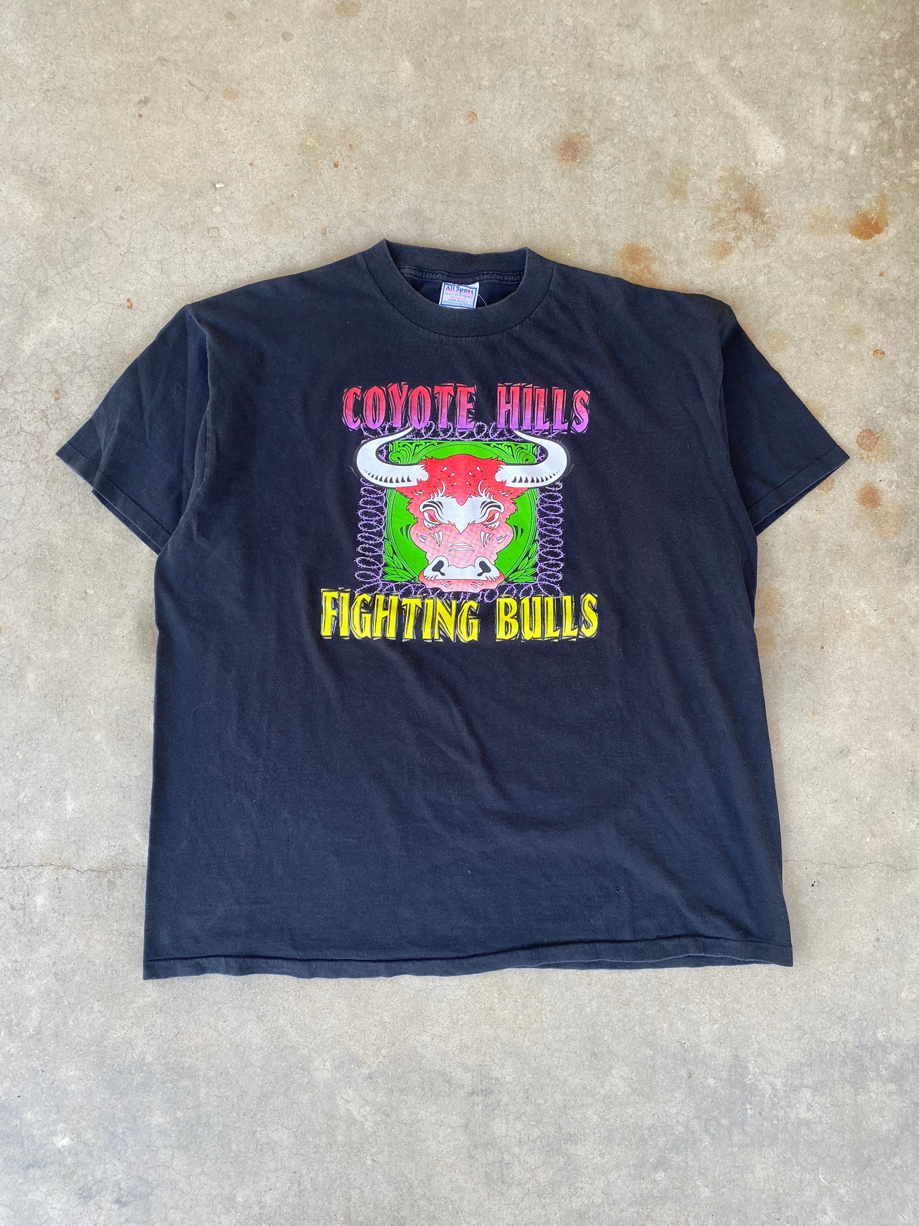 1990s Coyote Hills Fighting Bulls T-Shirt (XXL)