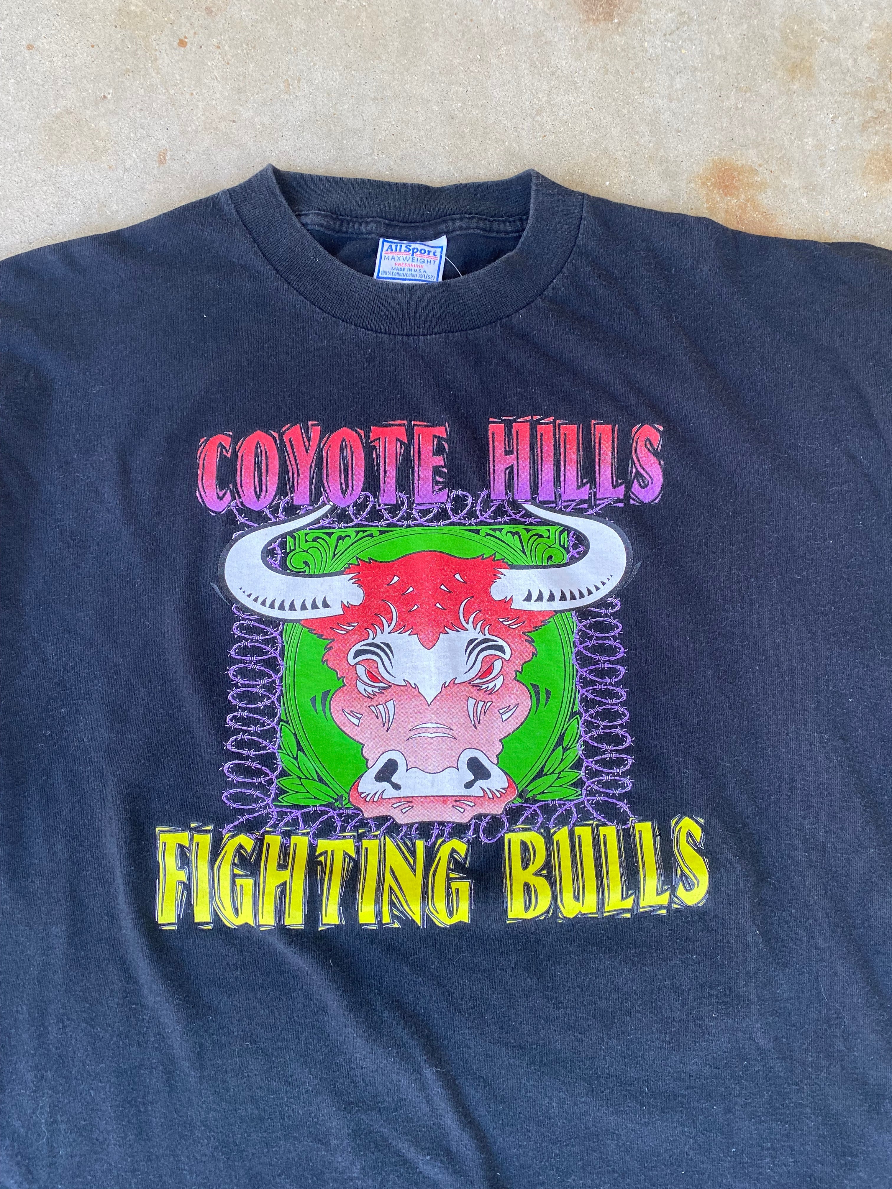 1990s Coyote Hills Fighting Bulls T-Shirt (XXL)